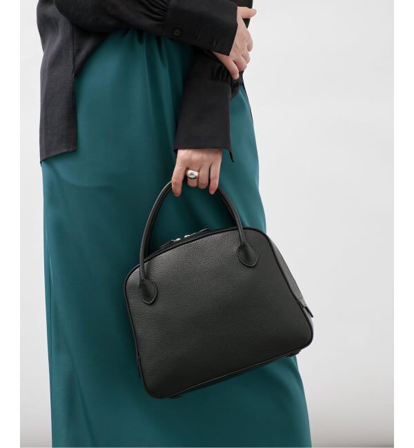 VERMEIL par iena「MAISON CANAU メゾン カナウ カラー別注 ラウンドボストン M 26FW2」|ボストンバッグ|ブラック
