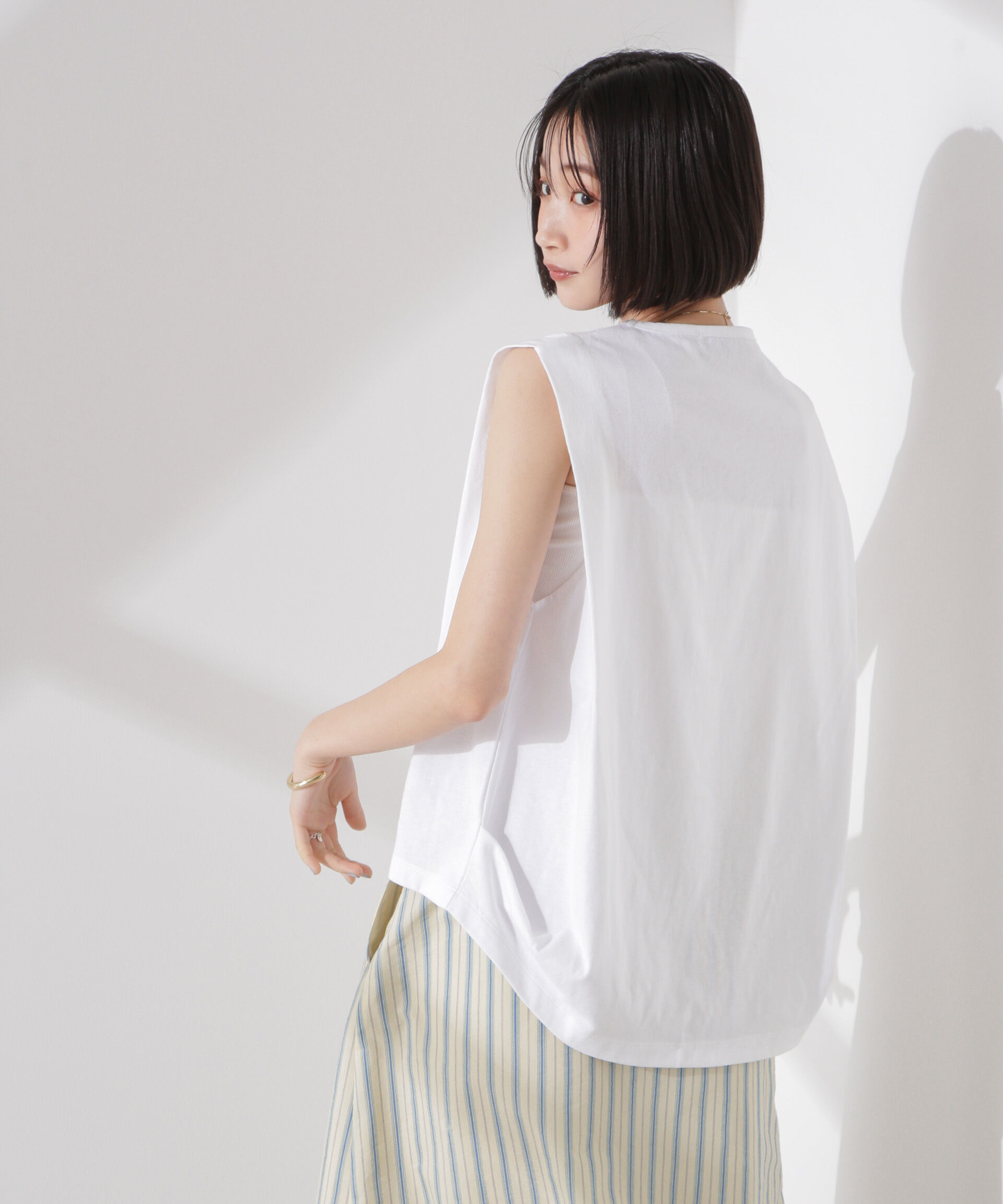 nano･universe「ドライタッチ天竺フロントギャザーヘムノースリーブトップス」|Tシャツ・カットソー|