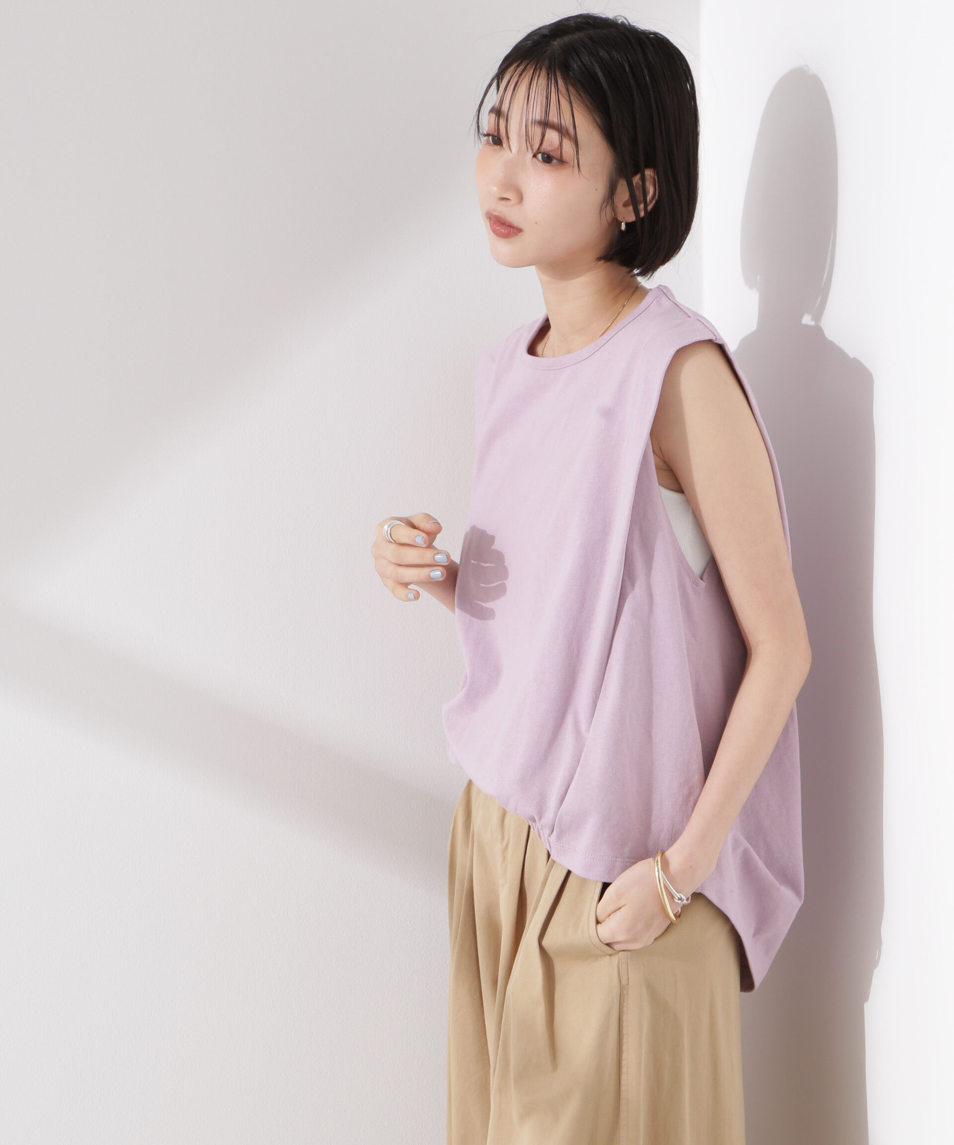 nano･universe「ドライタッチ天竺フロントギャザーヘムノースリーブトップス」|Tシャツ・カットソー|