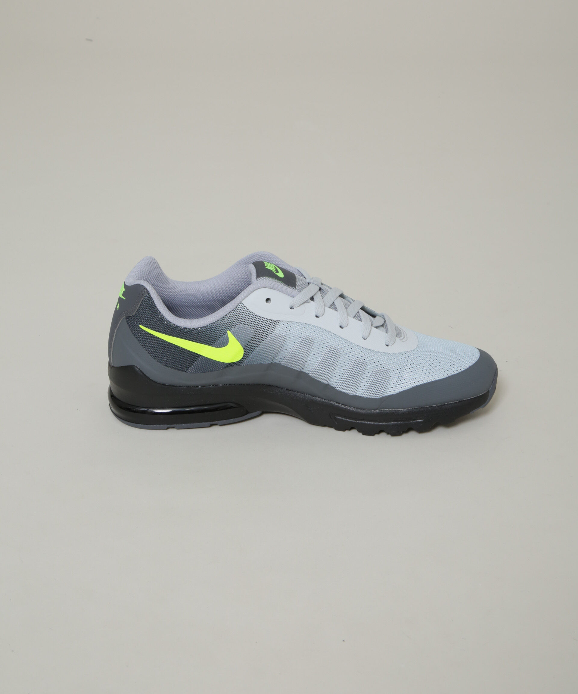 nano･universe「NIKE/ナイキ エア マックス インビガー」|スニーカー|
