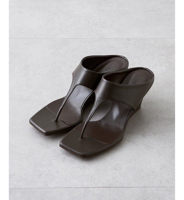Hoaw.「《人気再販アイテム》【Hoaw.】ウェッジトングサンダル」|サンダル|