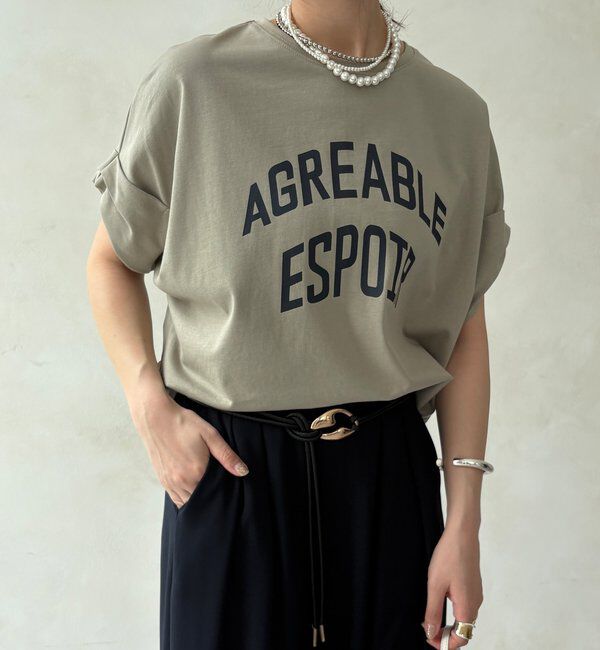  「【WEB限定】AGREABLEロゴTEE」|Tシャツ・カットソー|カーキ
