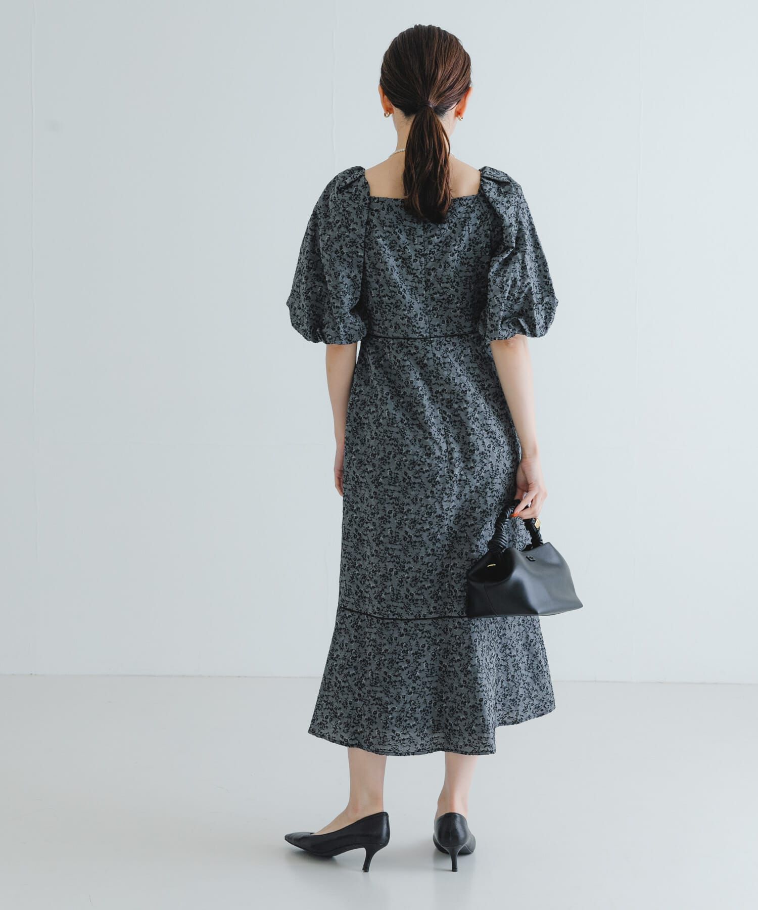 URBAN RESEARCH「LA MAISON　スクエアネックJQワンピース」|ワンピース|