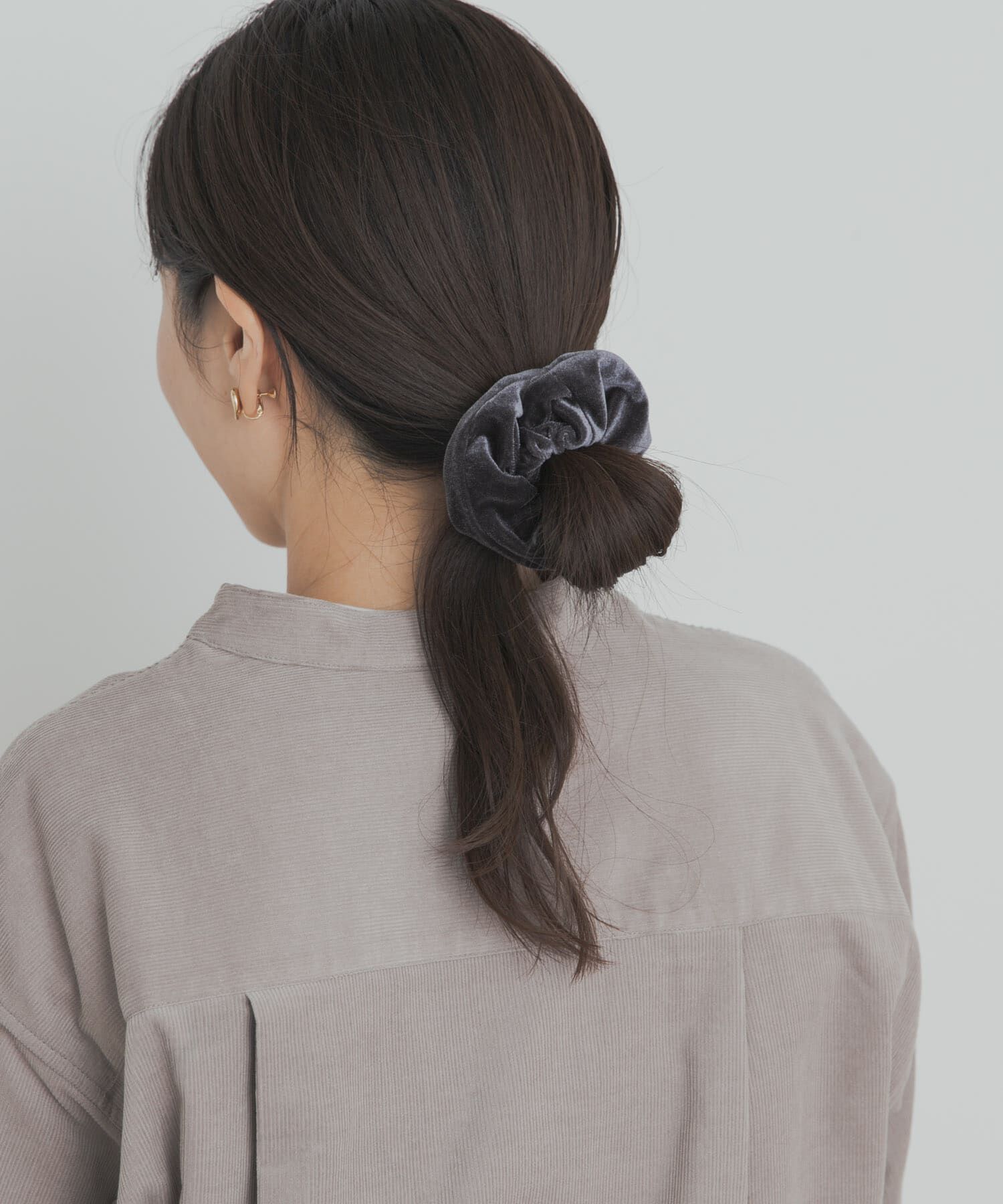 URBAN RESEARCH DOORS「ベロアリボンシュシュ」|ヘアゴム・シュシュ|