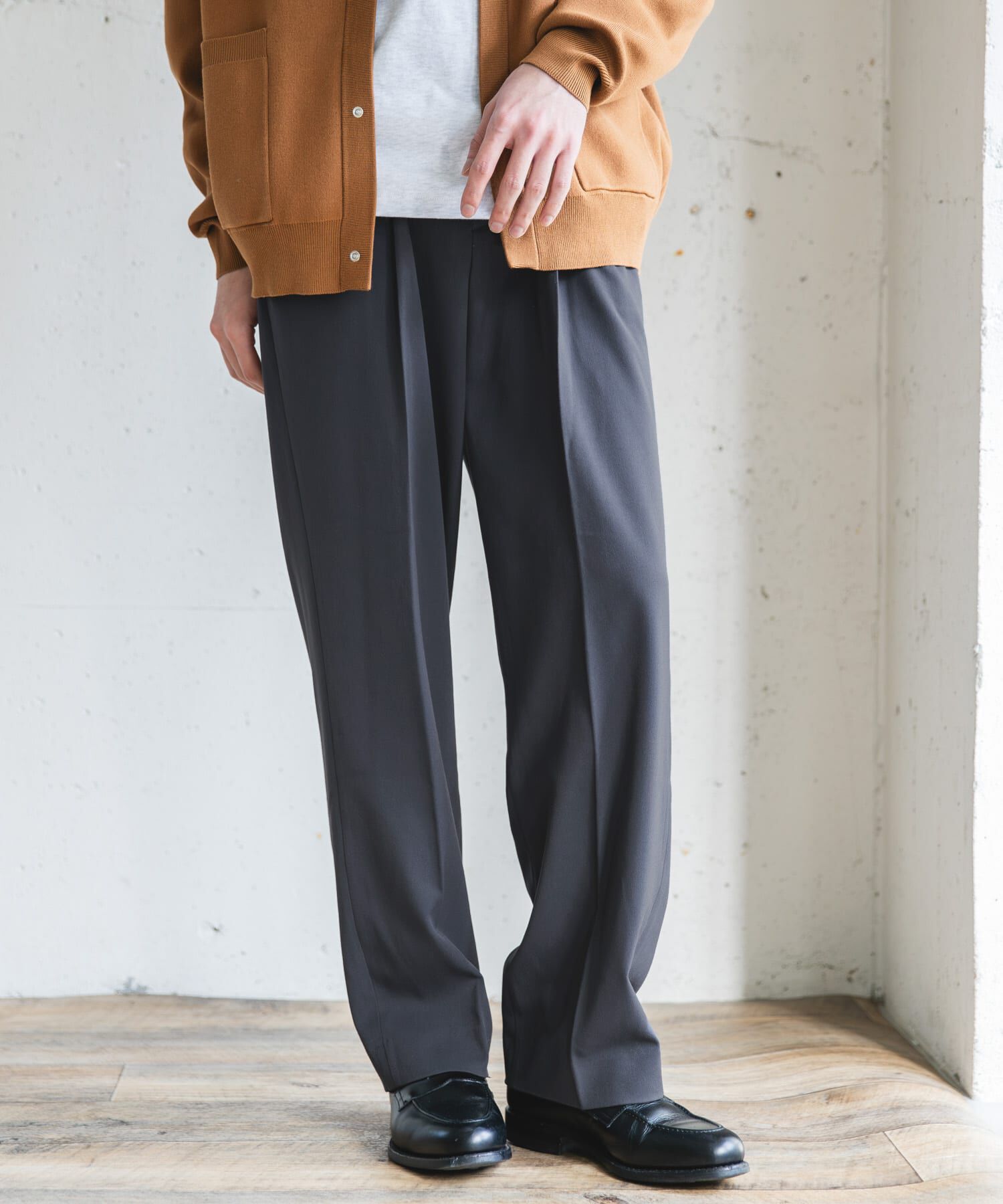 URBAN RESEARCH DOORS「『UR TECH』完声2タックワイドトラウザー」|その他|