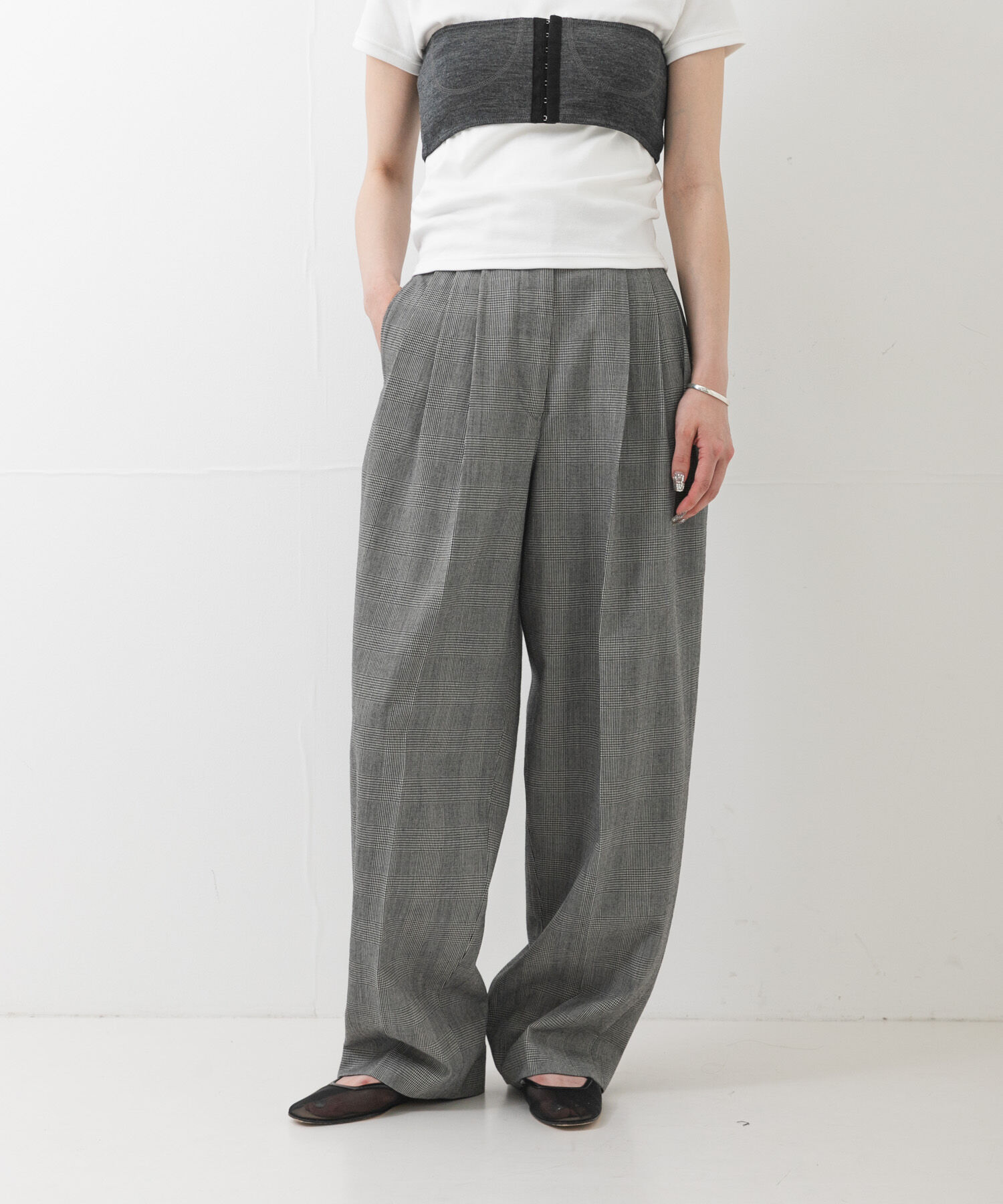 URBAN RESEARCH「new basic　HIGH TWIST WOOL PANTS」|その他|チェック
