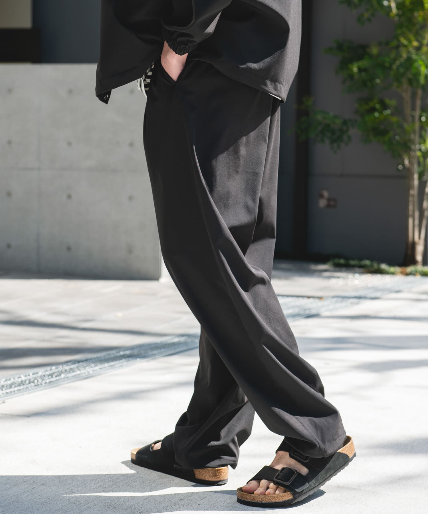 URBAN RESEARCH DOORS「『仁村紗和さん着用』『UR TECH』サマシェア イージートラウザー」|その他|
