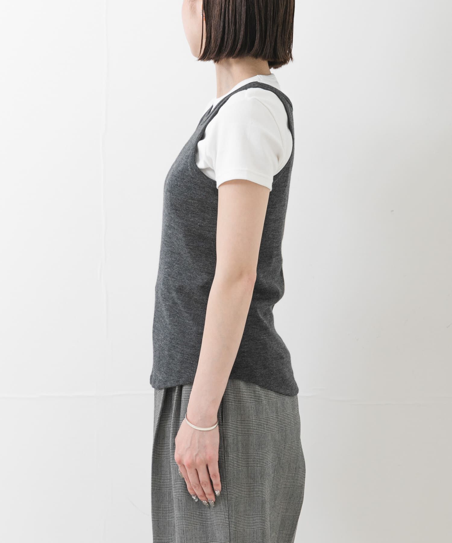 URBAN RESEARCH「new basic　WASHABLE WOOL TANK TOP」|ニット・セーター|