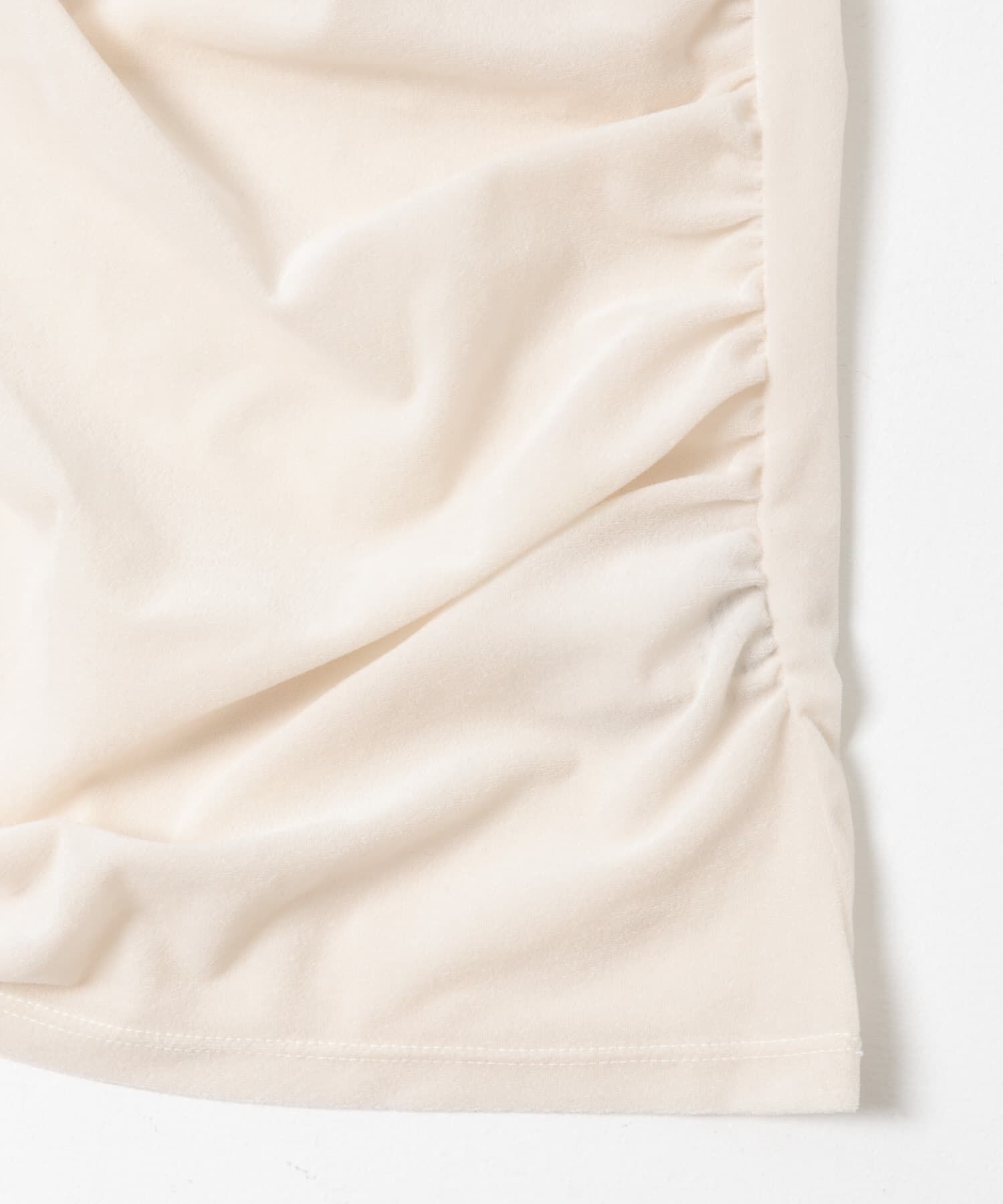 URBAN RESEARCH「ベロアオフショルドレープカットソー」|Tシャツ・カットソー|