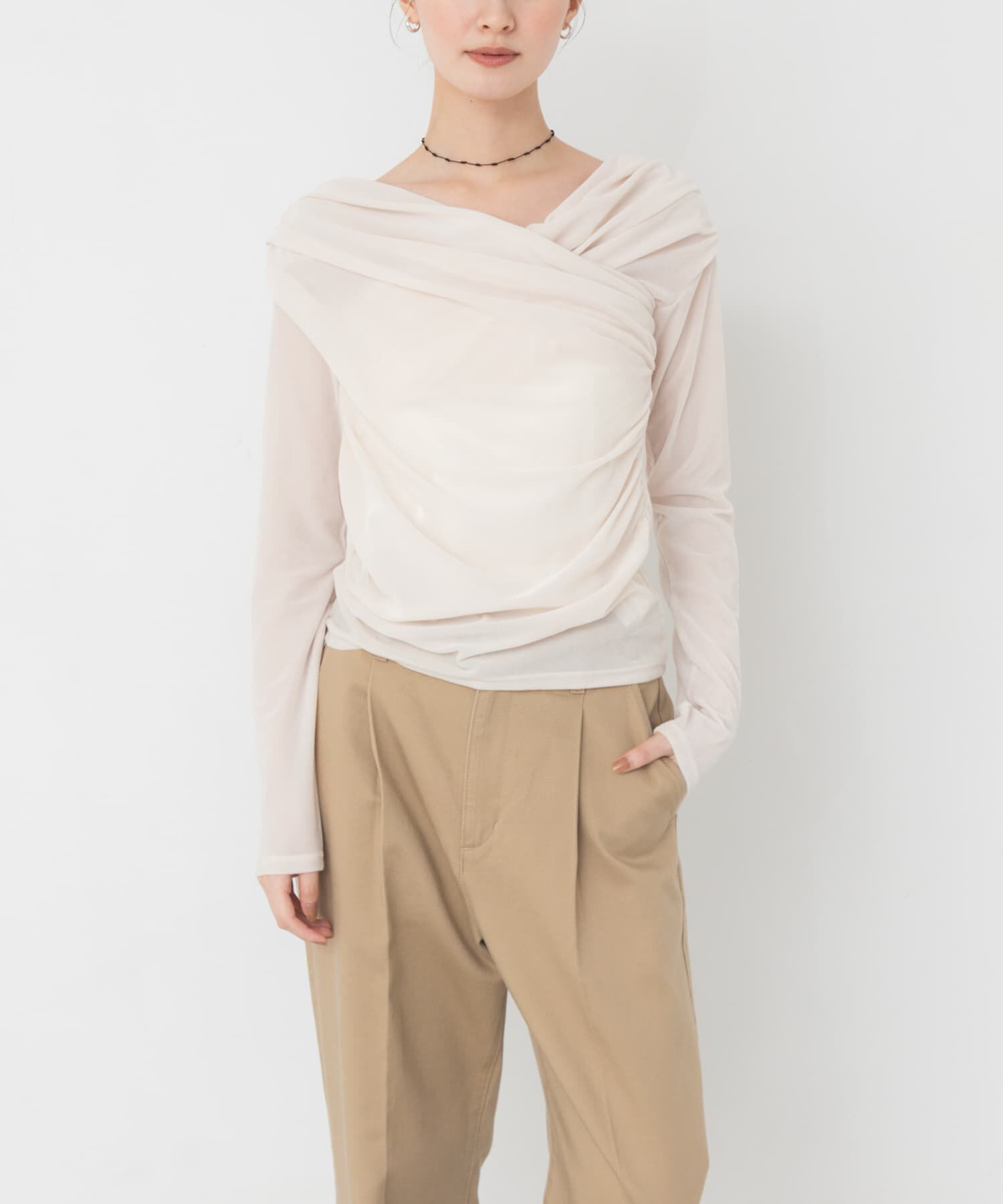 URBAN RESEARCH「ベロアオフショルドレープカットソー」|Tシャツ・カットソー|