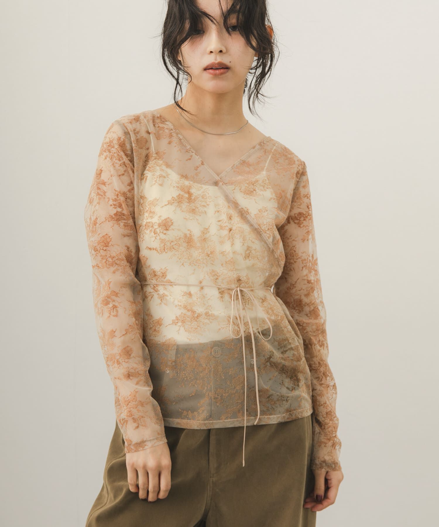  「2WAYフロッキーフラワートップス」|Tシャツ・カットソー|ベージュ