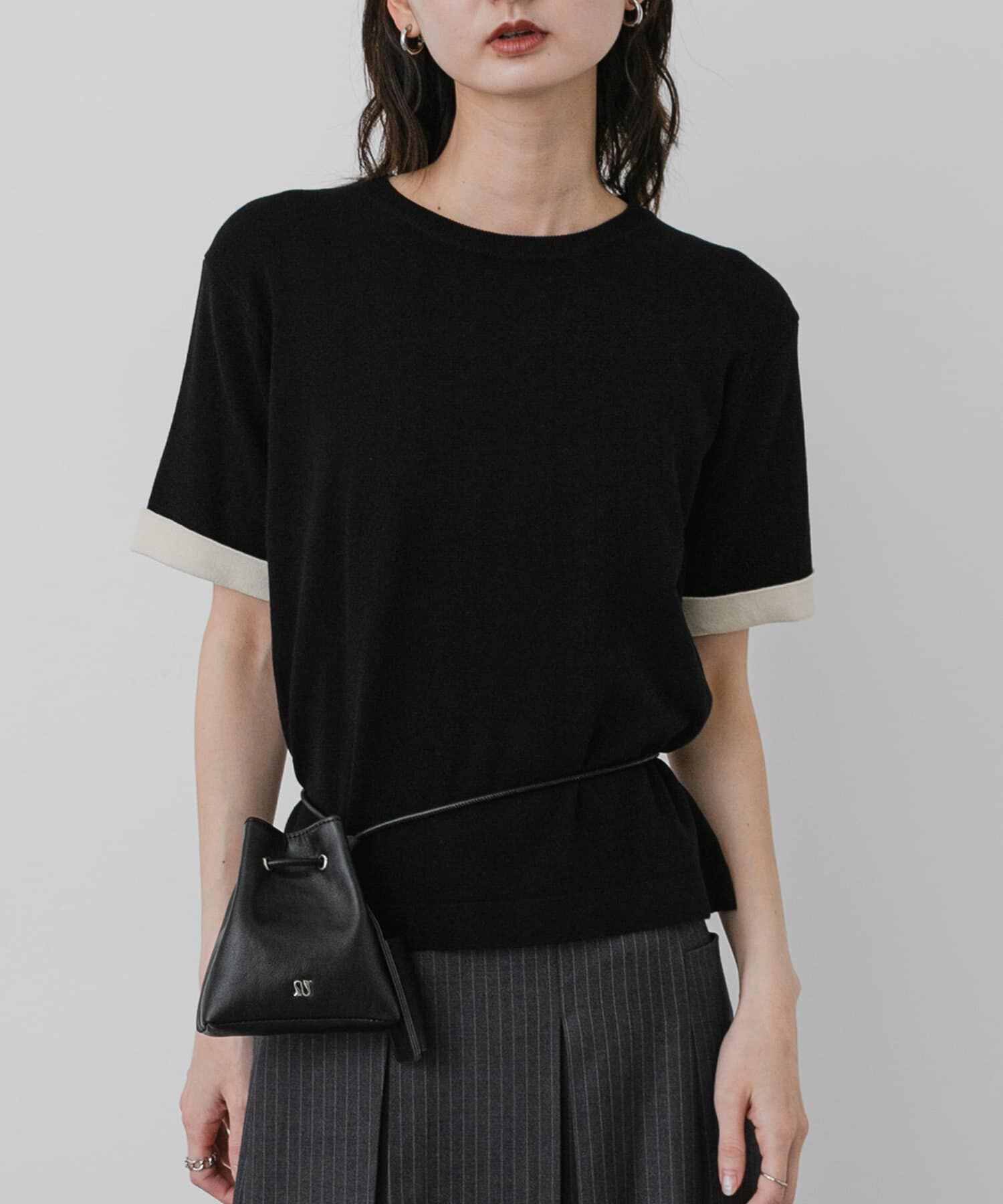 SENSE OF PLACE by URBAN RESEARCH「『洗濯可』バイカラーロールスリーブニットTシャツ」|ニット・セーター|ブラック