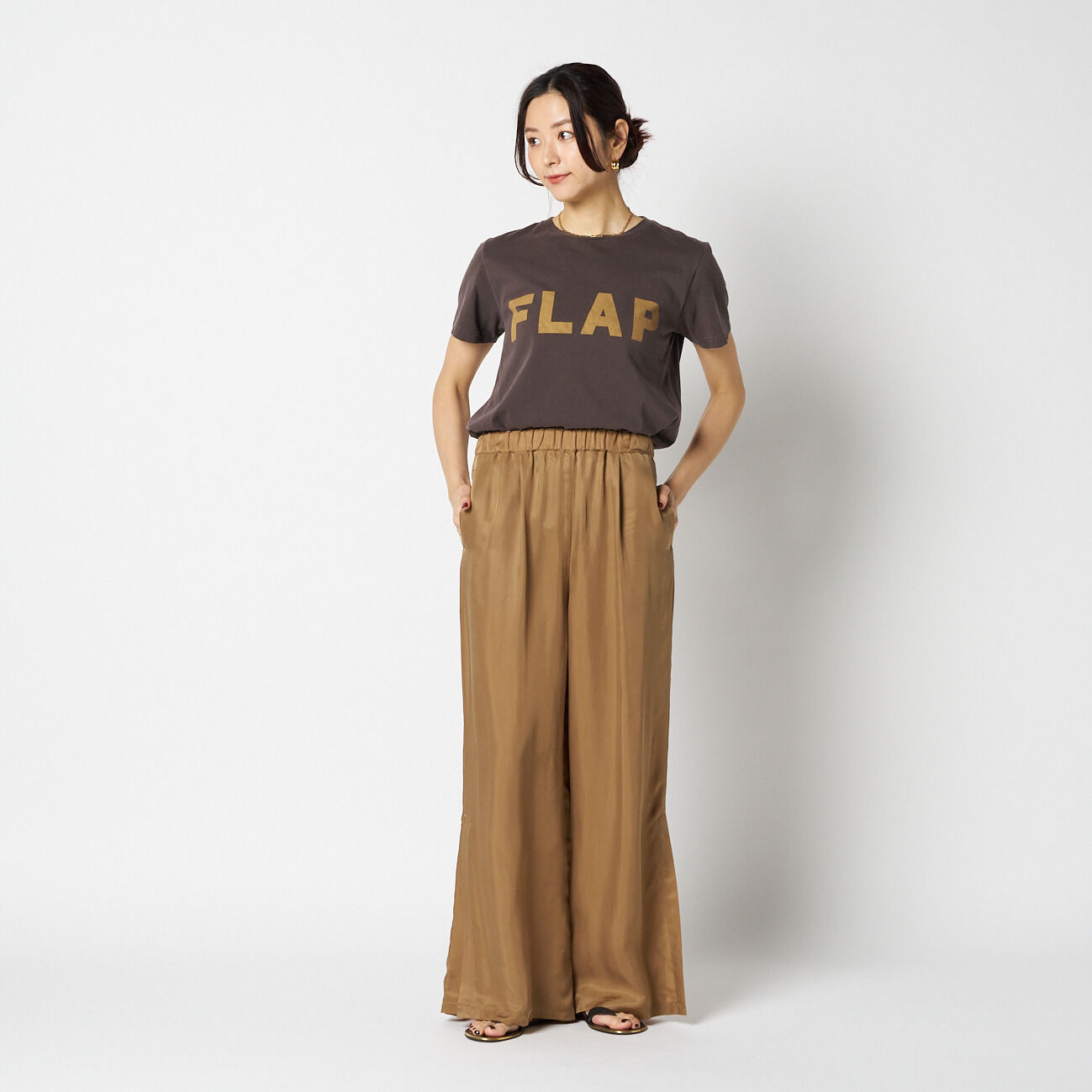 HELIOPOLE「HELIOPOLE CUPRO SLIT EASY PANTS」|チノ|