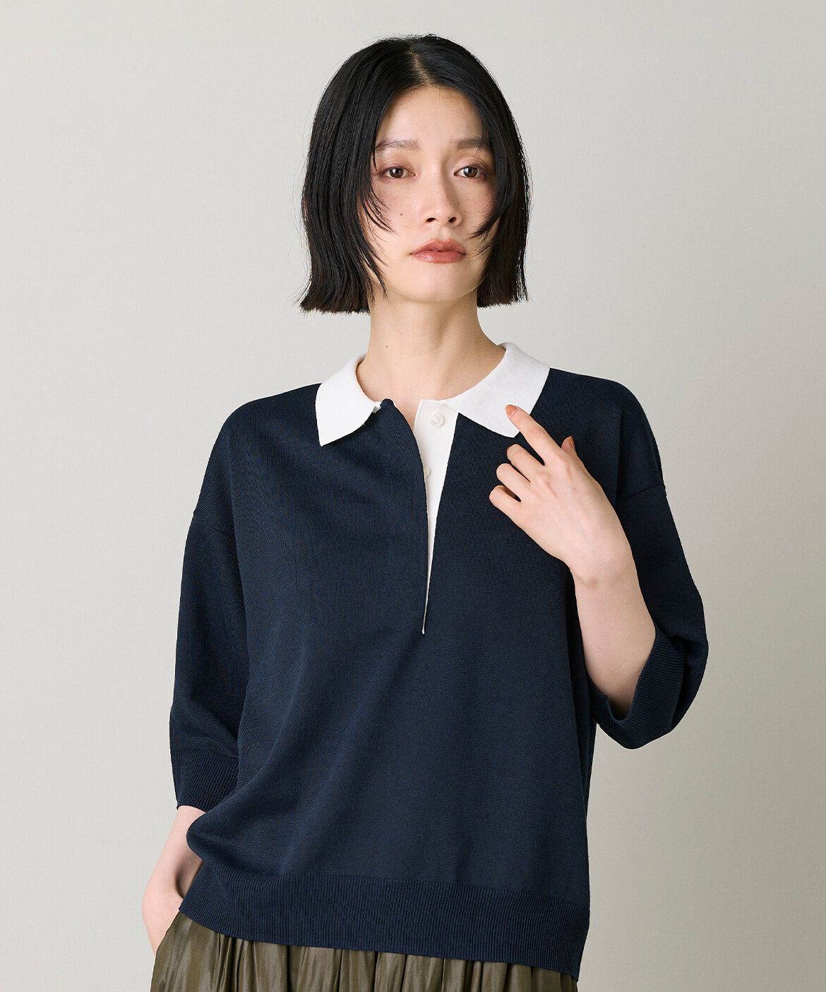 DAY by DAY it&rsquo;s international「配色ニットポロ｜大人の日常を上品に彩るポロニット」|ニット・セーター|ネイビー