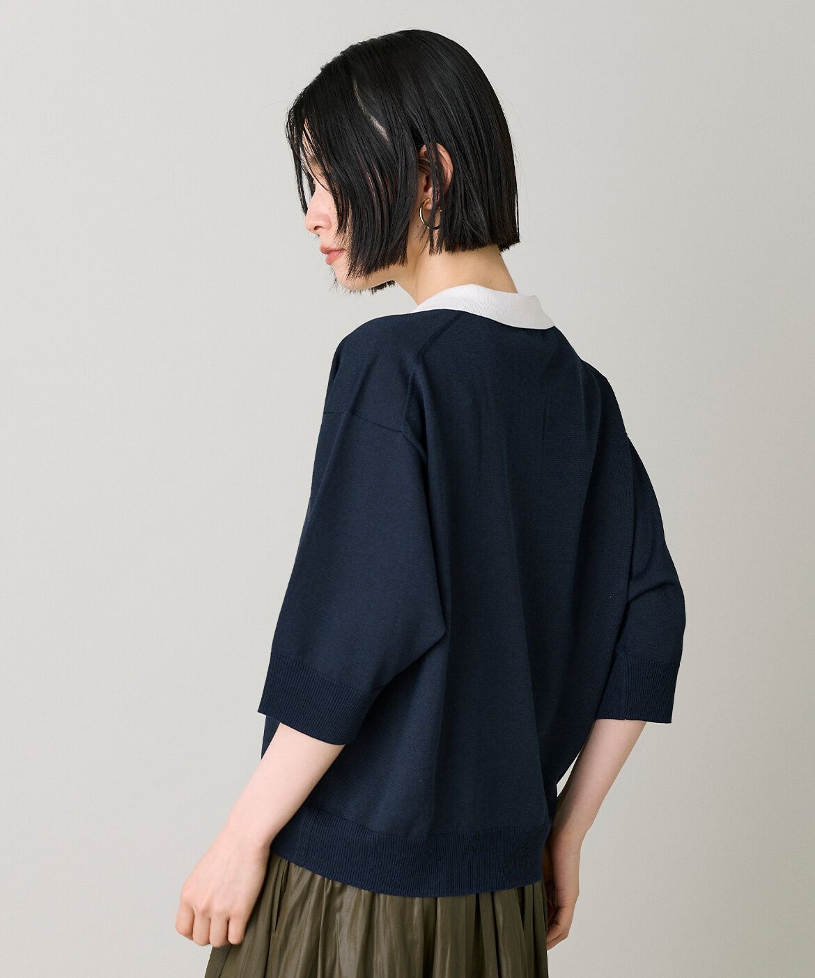 DAY by DAY it&rsquo;s international「配色ニットポロ｜大人の日常を上品に彩るポロニット」|ニット・セーター|