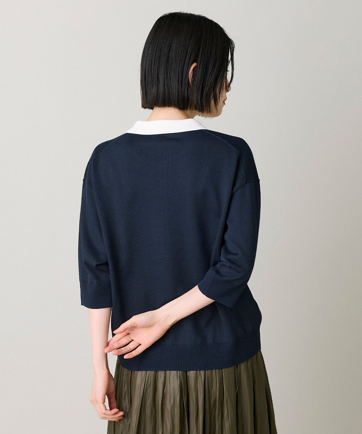 DAY by DAY it&rsquo;s international「配色ニットポロ｜大人の日常を上品に彩るポロニット」|ニット・セーター|