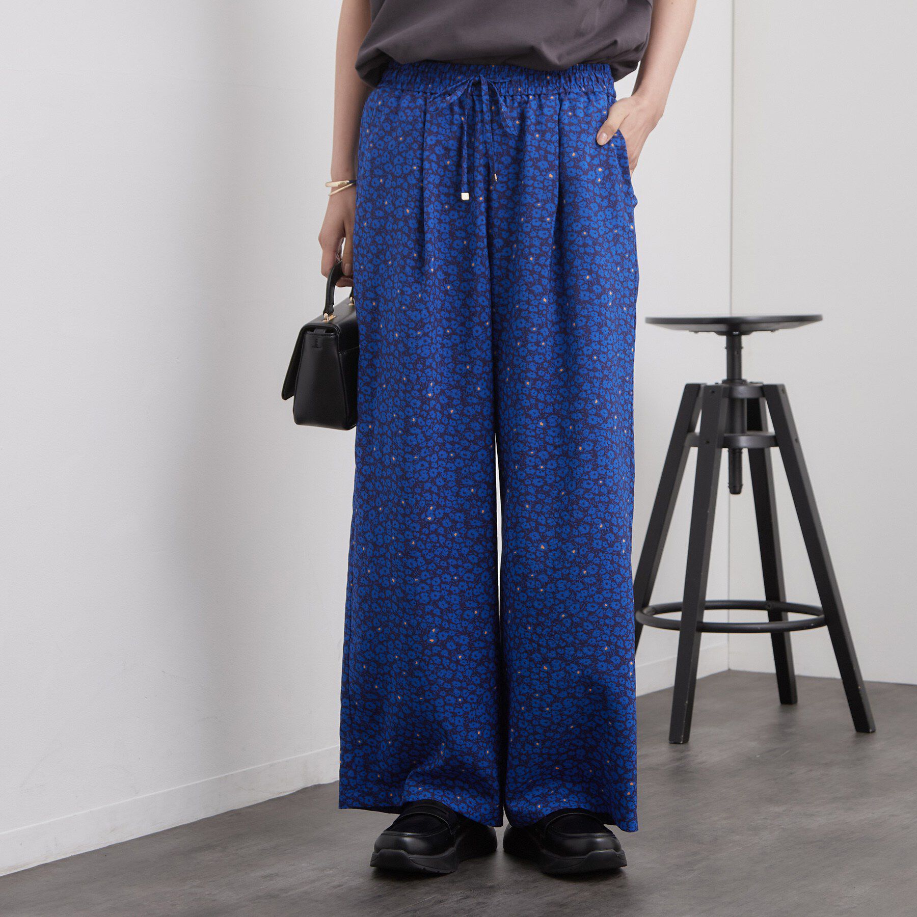 OPAQUE.CLIP「小花柄イージーワイドパンツ【洗濯機OK】」|その他|ブルー(193)