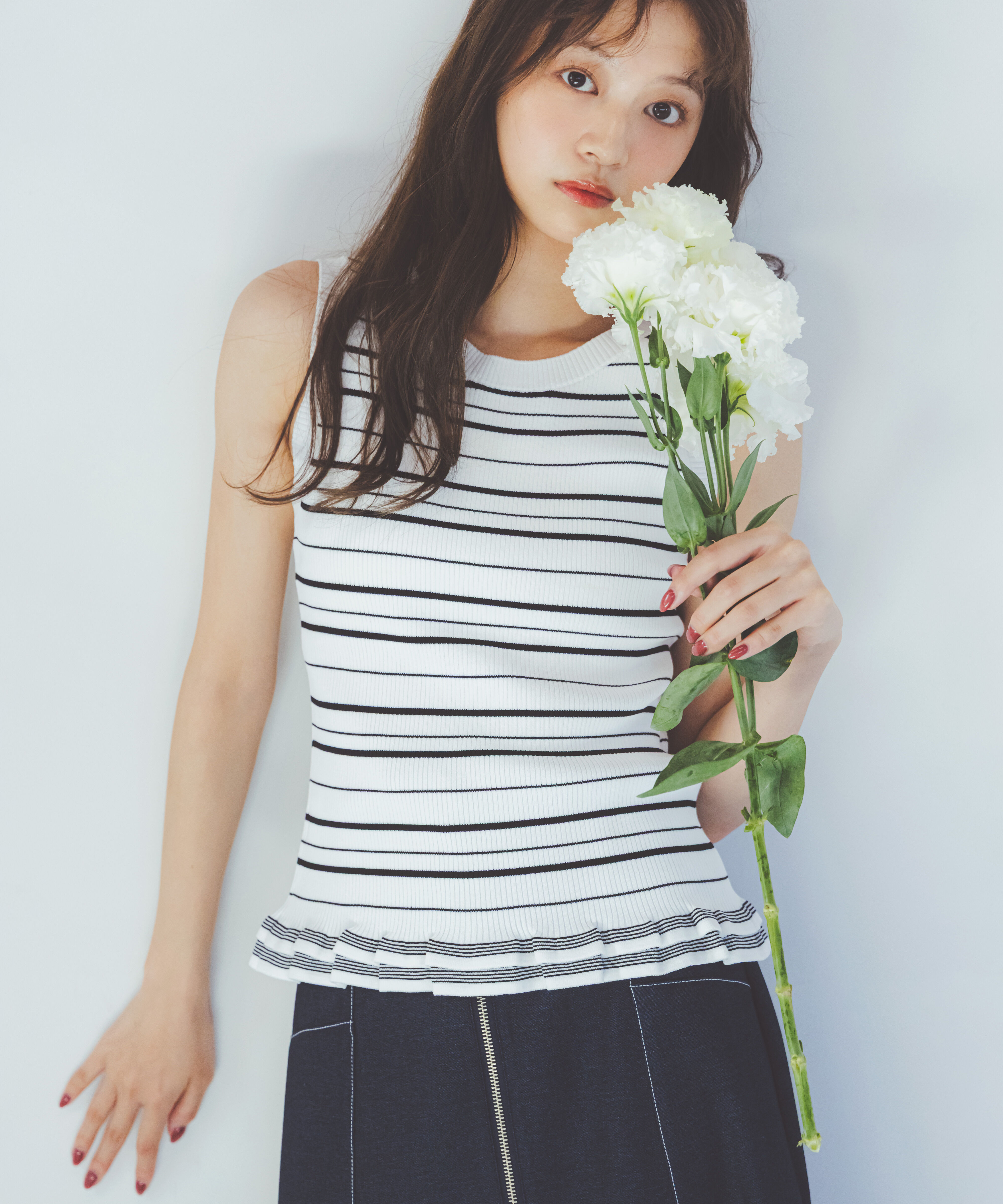PROPORTION BODY DRESSING「裾フリルニットトップス」|ニット・セーター|ホワイト&times;ブ  1