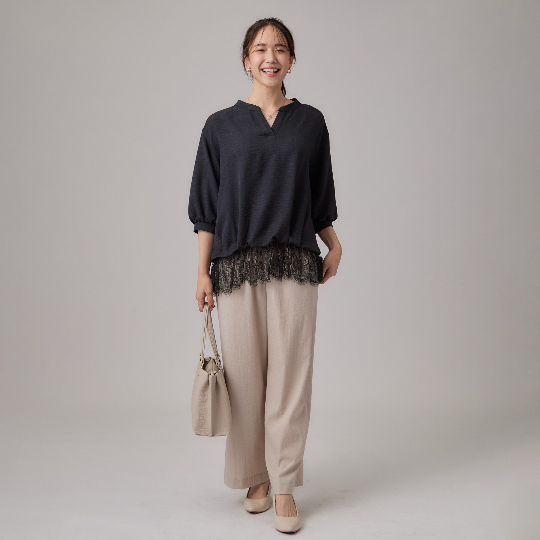 SHOO･LA･RUE「【S-LL】裾レースで女性らしさをプラス レイヤード風 タックスキッパーブラウス」|シャツ・ブラウス|