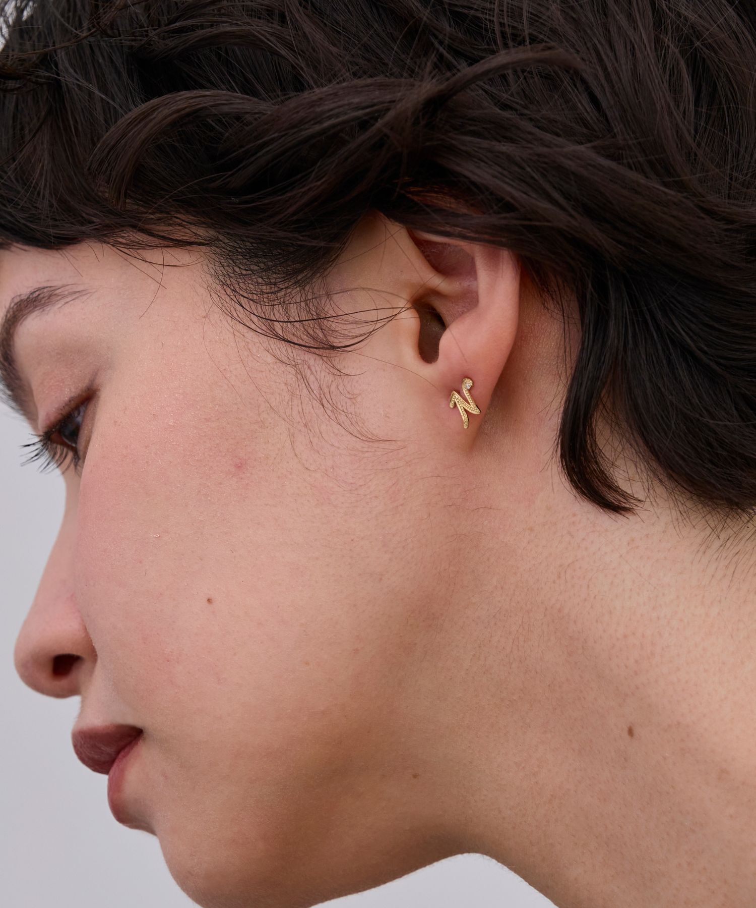  「【片耳】SVイニシャルダイヤモンドピアス」|ピアス|