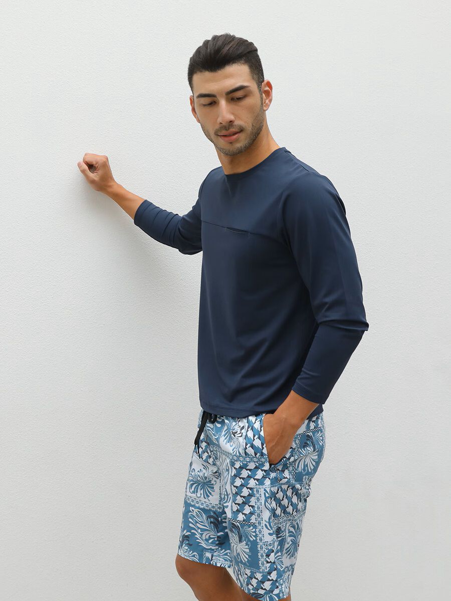  「【メンズ新作水着】ミックスエスニック柄レギュラー丈メンズサーフパンツ」|その他|