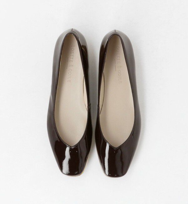 ODETTE E ODILE「ソフトVカット フラット15&uarr;」|パンプス|DK.BROWN