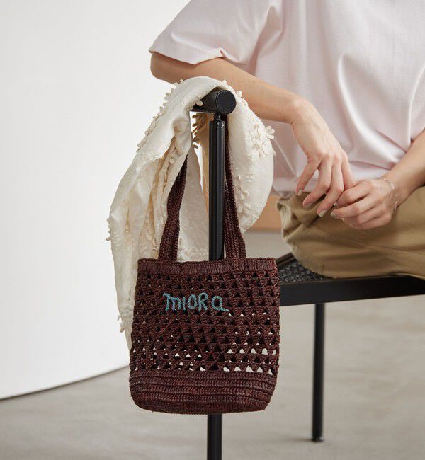 BEAUTY&YOUTH UNITED ARROWS「【別注】＜MIORA＞ラフィア ロゴ トートバッグ」|かごバッグ|DK.BROWN