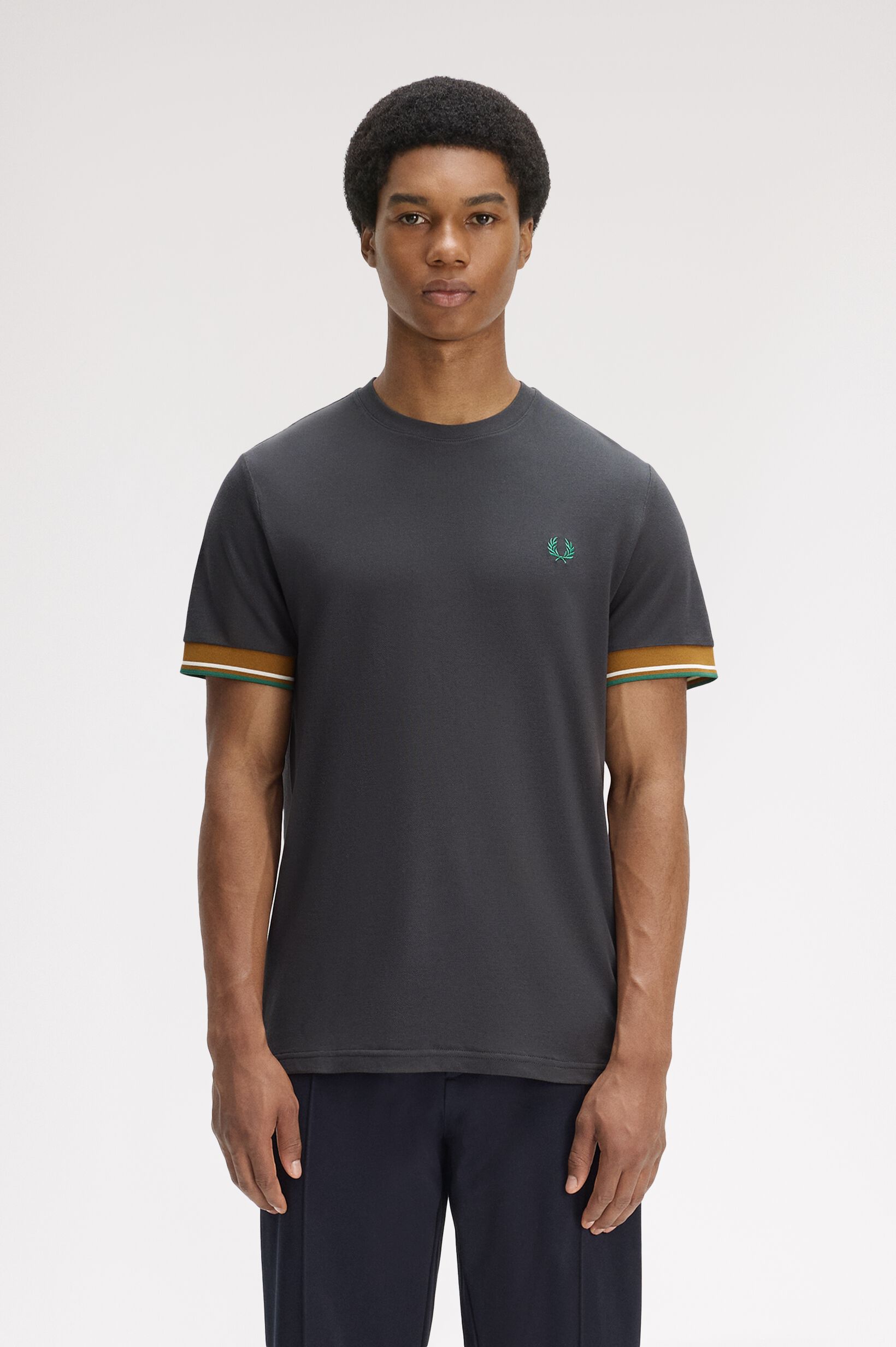 FRED PERRY 「FRED PERRY／Twin Tipped Cuff T-Shirt／ツインティップカフスTシャツ」|Tシャツ・カットソー|