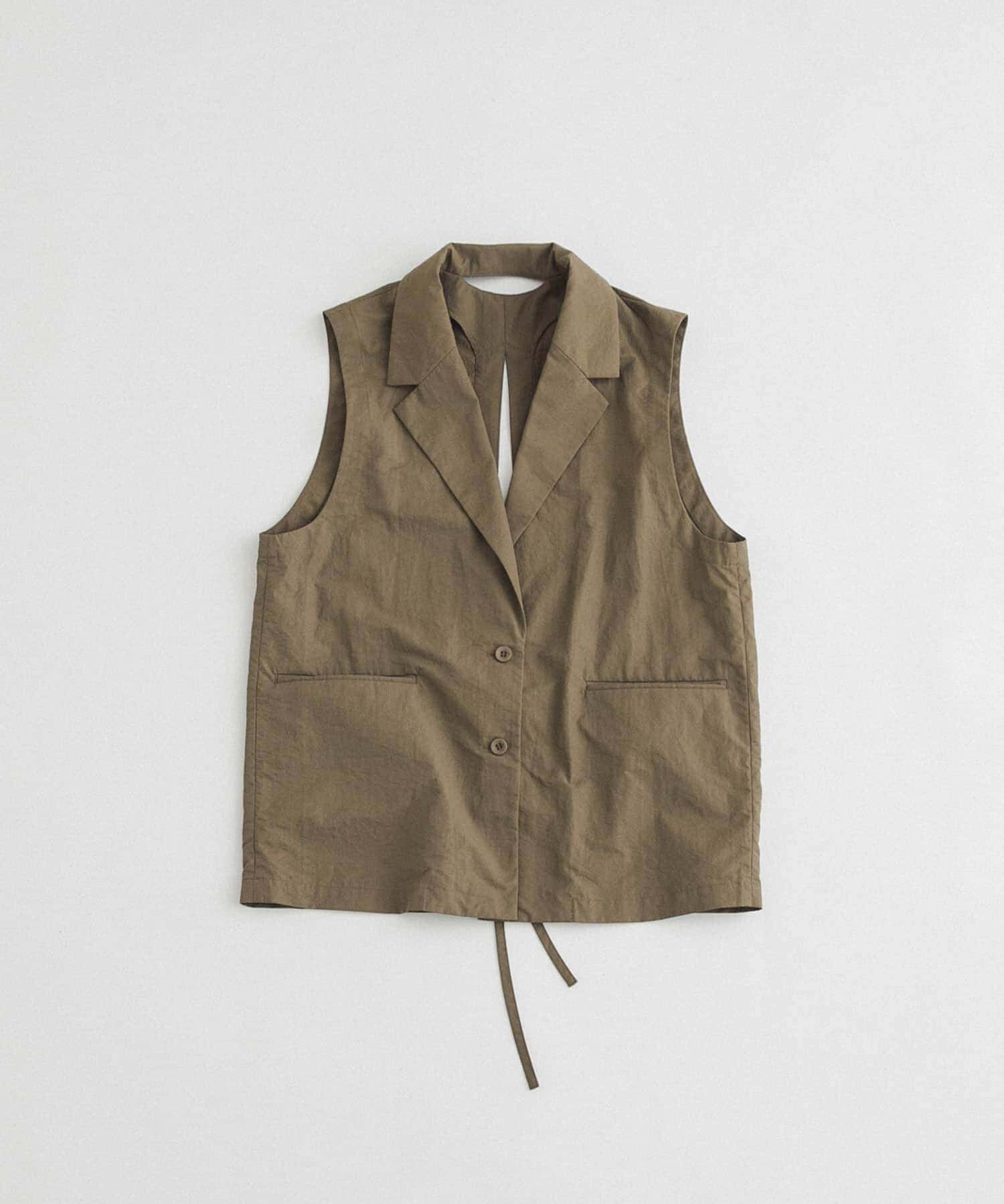 LAATO「no sleeve slit jacket」|ノーカラーコート|ナチュラル