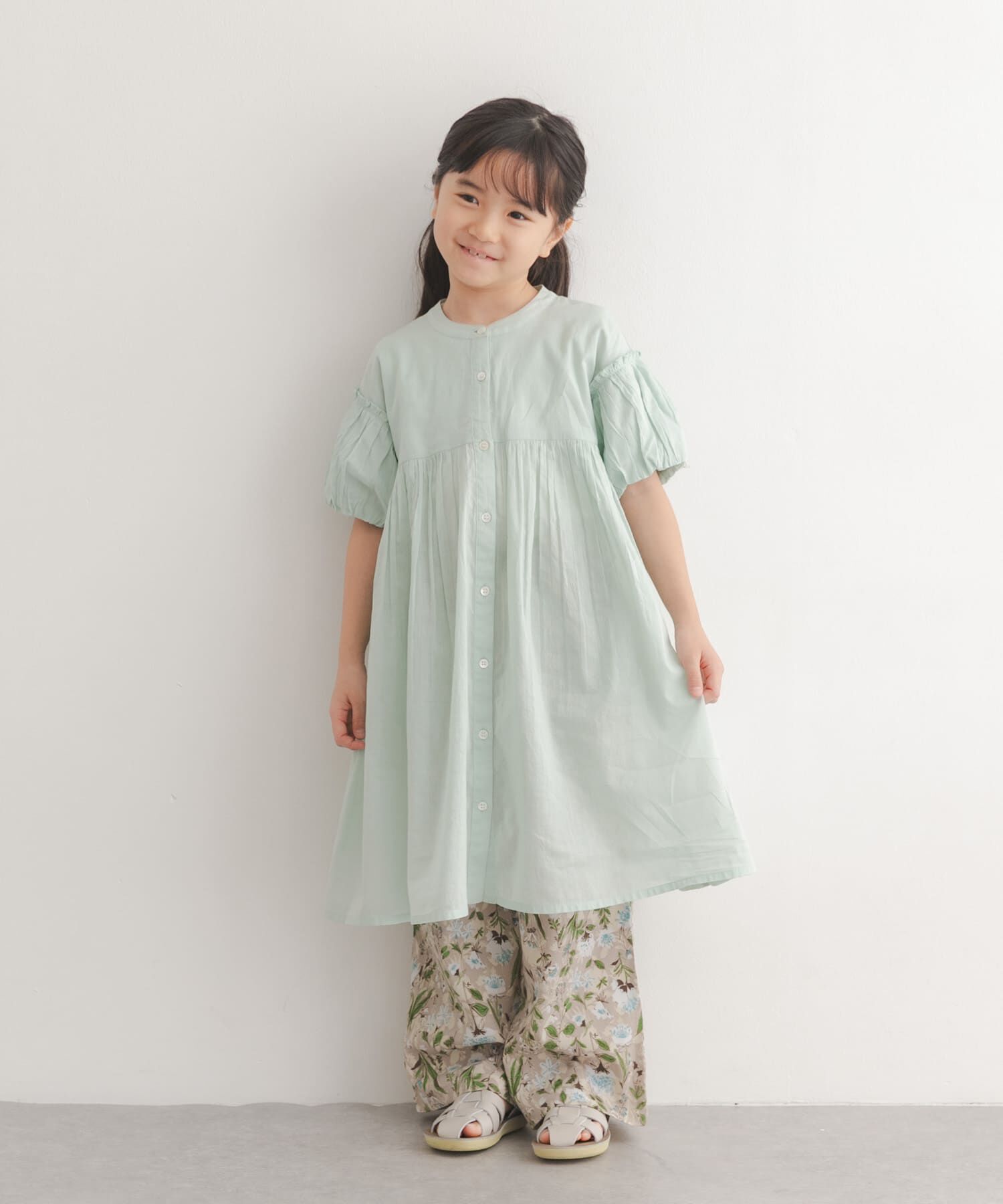 URBAN RESEARCH DOORS「『親子リンク』コットンボイルパフスリーブワンピース(KIDS)」|ワンピース|
