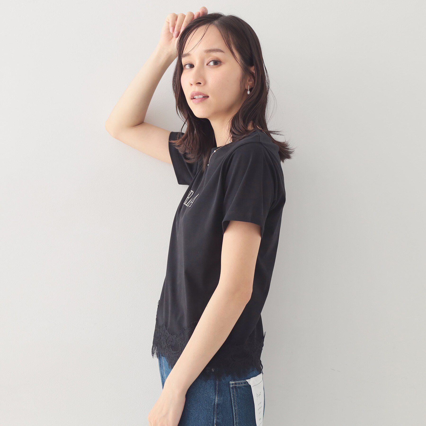 index「【接触冷感／UVケア】裾レースロゴTシャツ《洗濯機OK／S-3L》」|Tシャツ・カットソー|