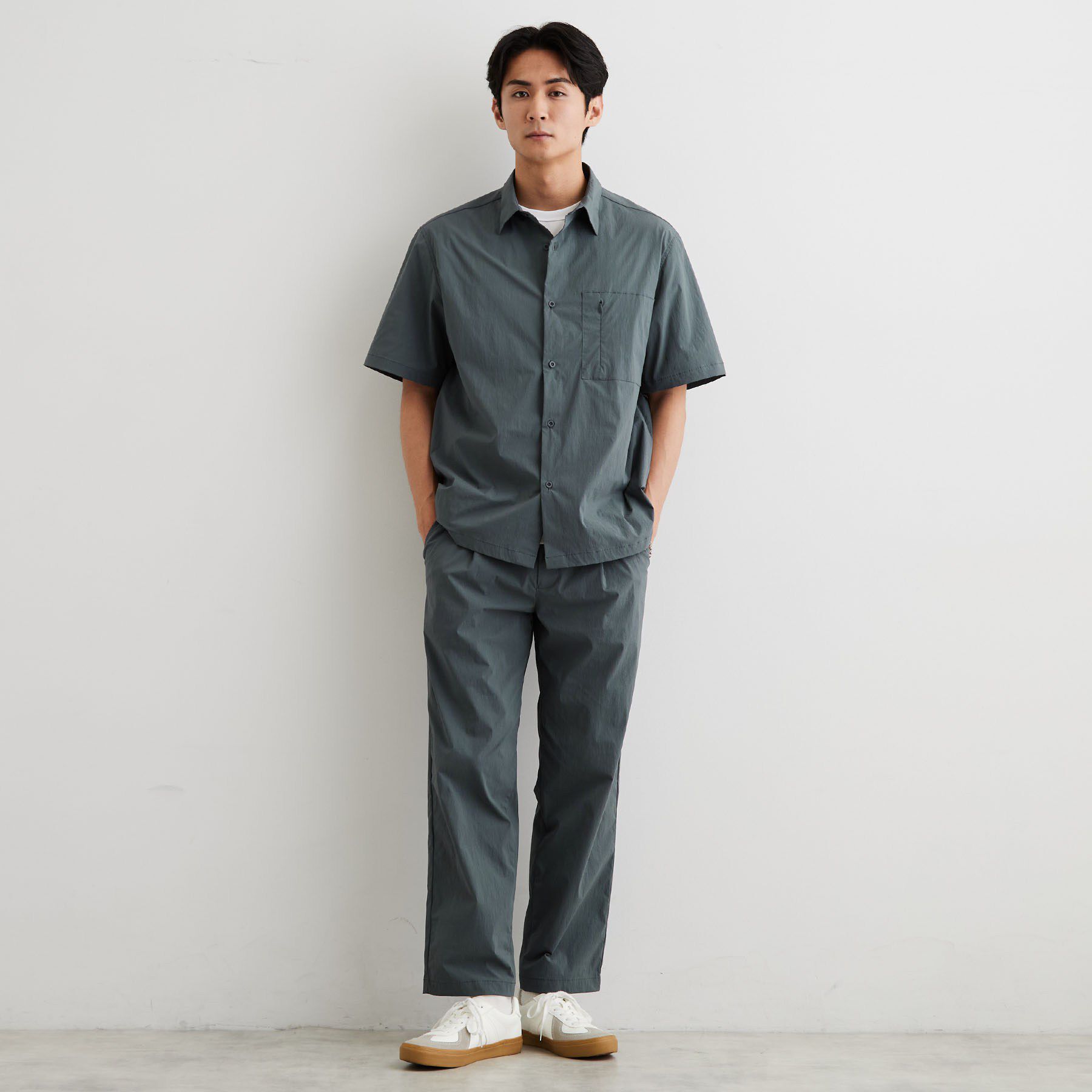 THE SHOP TK「【接触冷感/洗濯機OK/セットアップ可】ナイロンストレッチ半袖シャツ」|シャツ・ブラウス|
