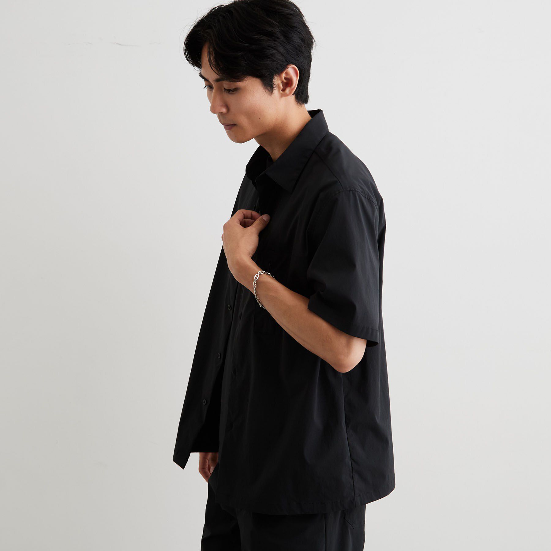 THE SHOP TK「【接触冷感/洗濯機OK/セットアップ可】ナイロンストレッチ半袖シャツ」|シャツ・ブラウス|