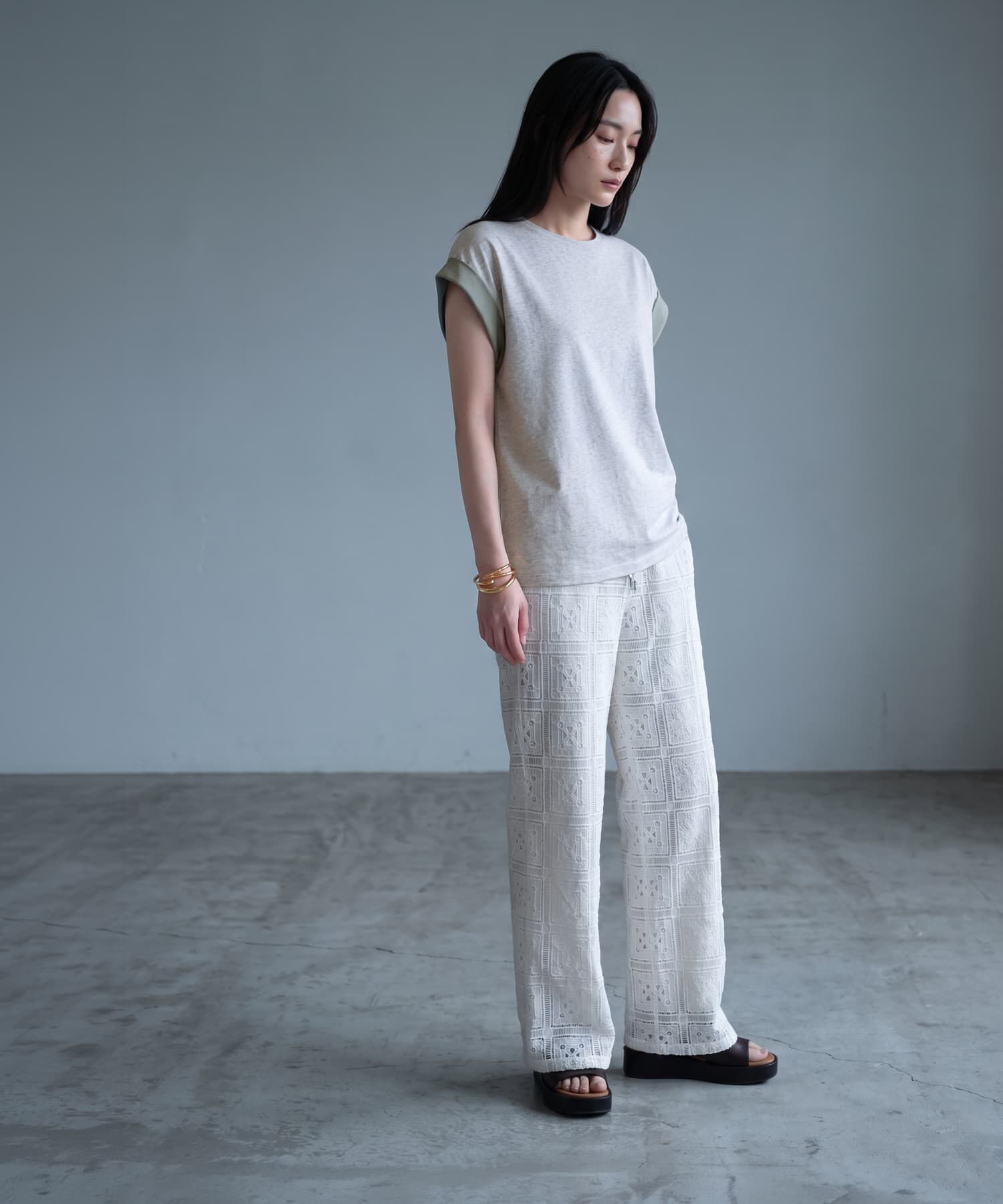 STYLE DELI「【BLK001】スリーブコントラストコットンTシャツ」|Tシャツ・カットソー|