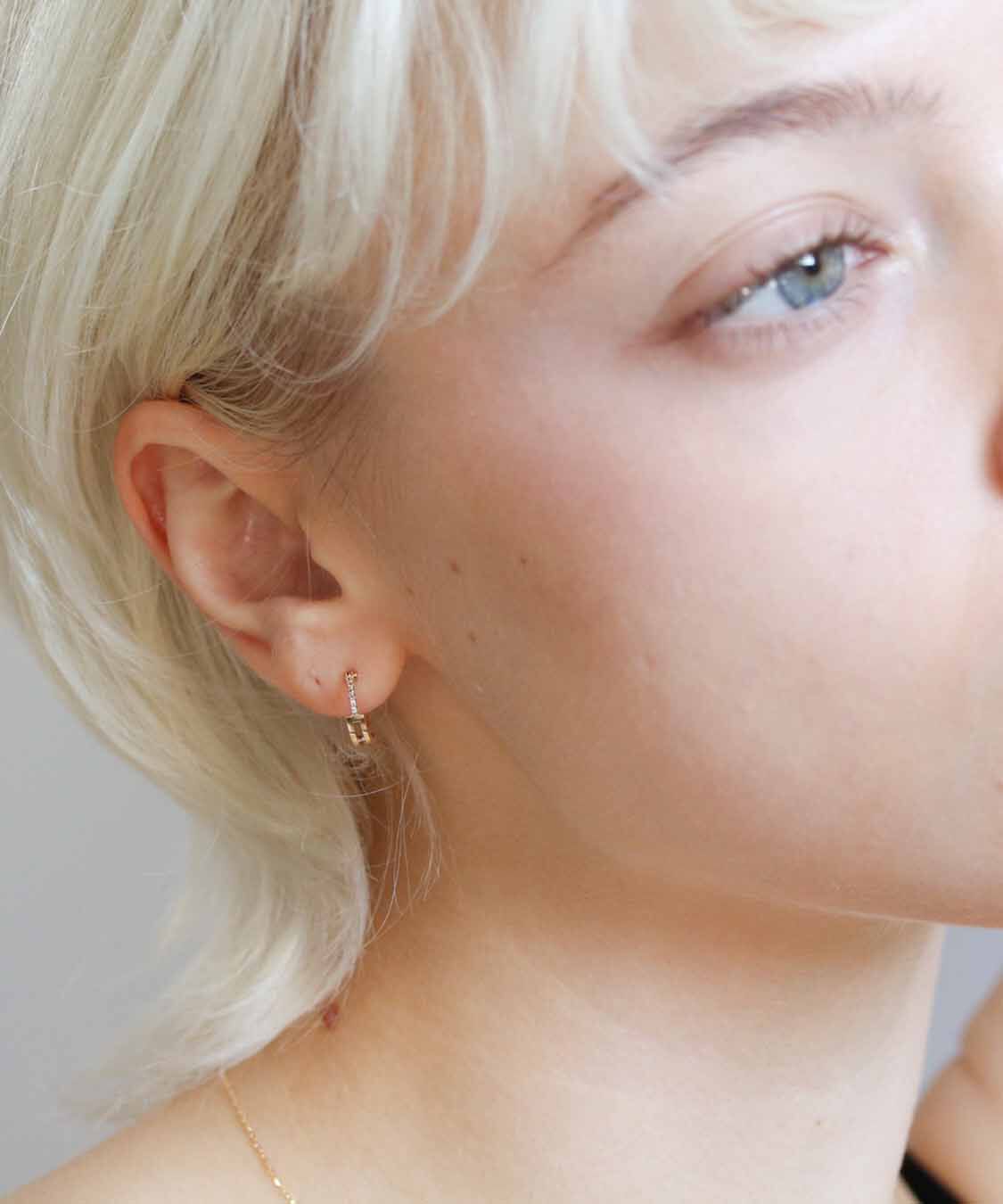  「ダイヤモンド オペラ スナップ フープ ピアス| K10YG 〈世界最小〉」|ピアス|