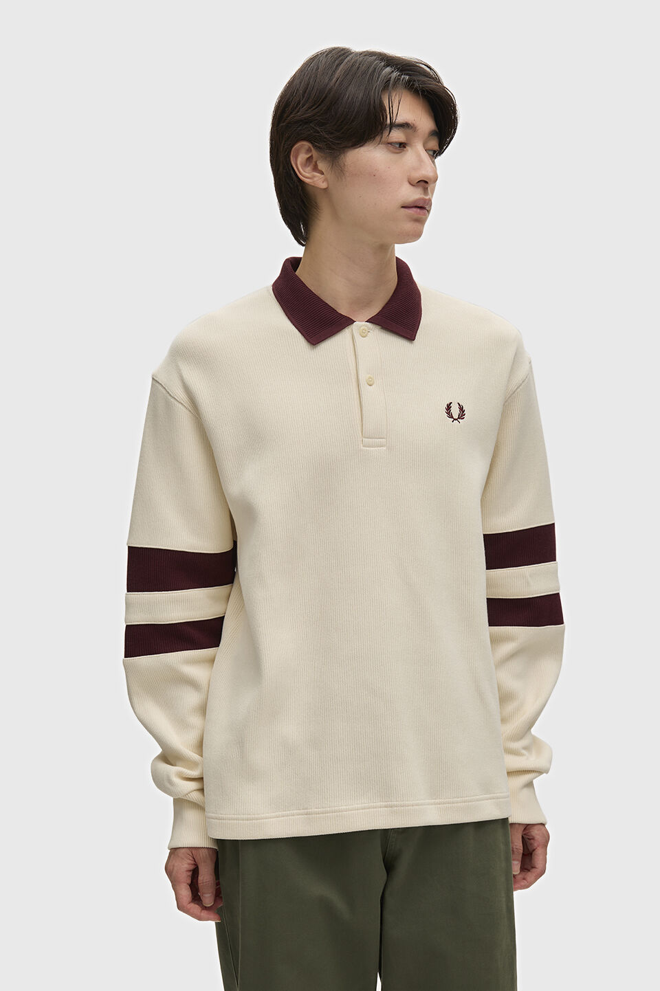 FRED PERRY 「FRED PERRY／Tipped Sleeve Collared Sweatshirt／ティップドスリーブカラードスウェット」|ポロシャツ|ECRU