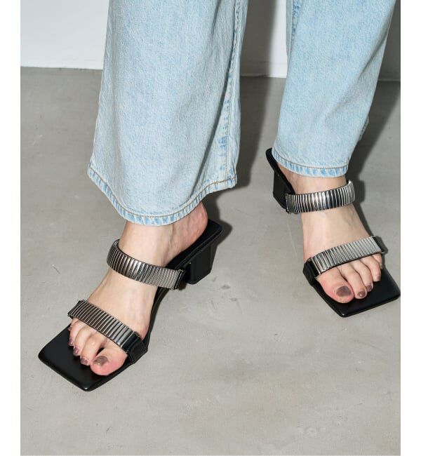 GRISE「《WEB+一部店舗限定》GRISE5cmEDGEメタルストラップミュールサンダル」|サンダル|