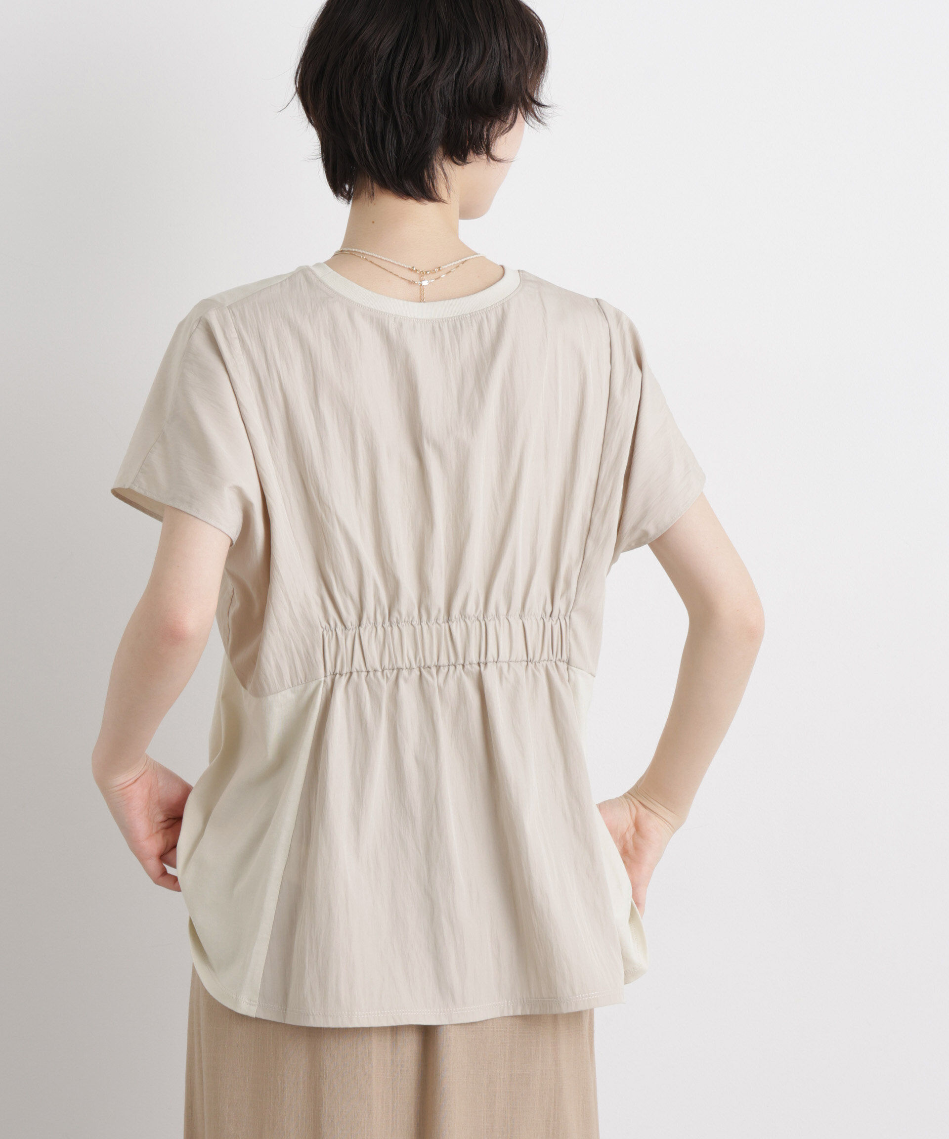 nano･universe「タフタコンビバックギャザーデザインカットトップス」|Tシャツ・カットソー|