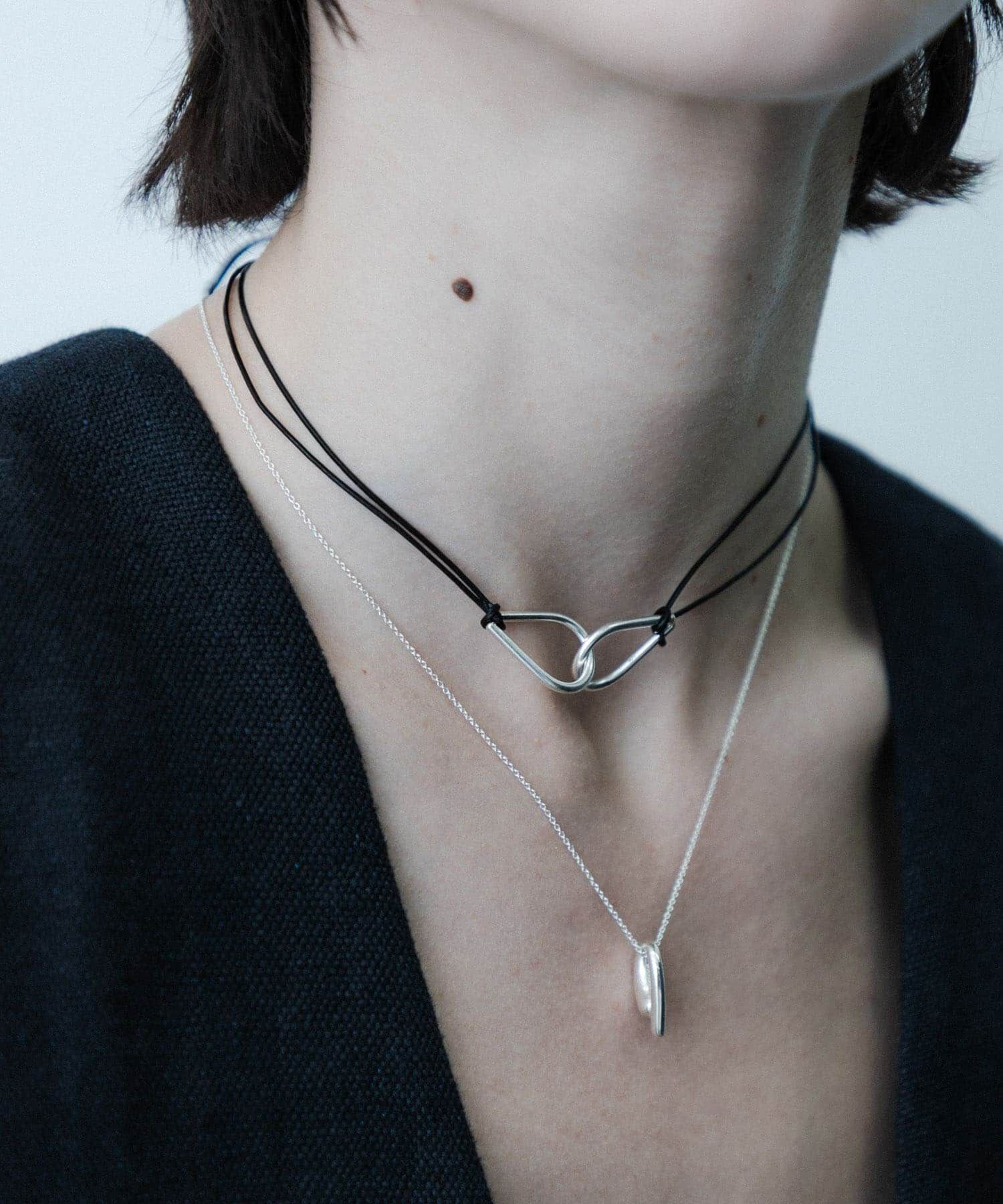 SMELLY「SMELLY so&rsquo;　twin drop cord necklace」|ネックレス|