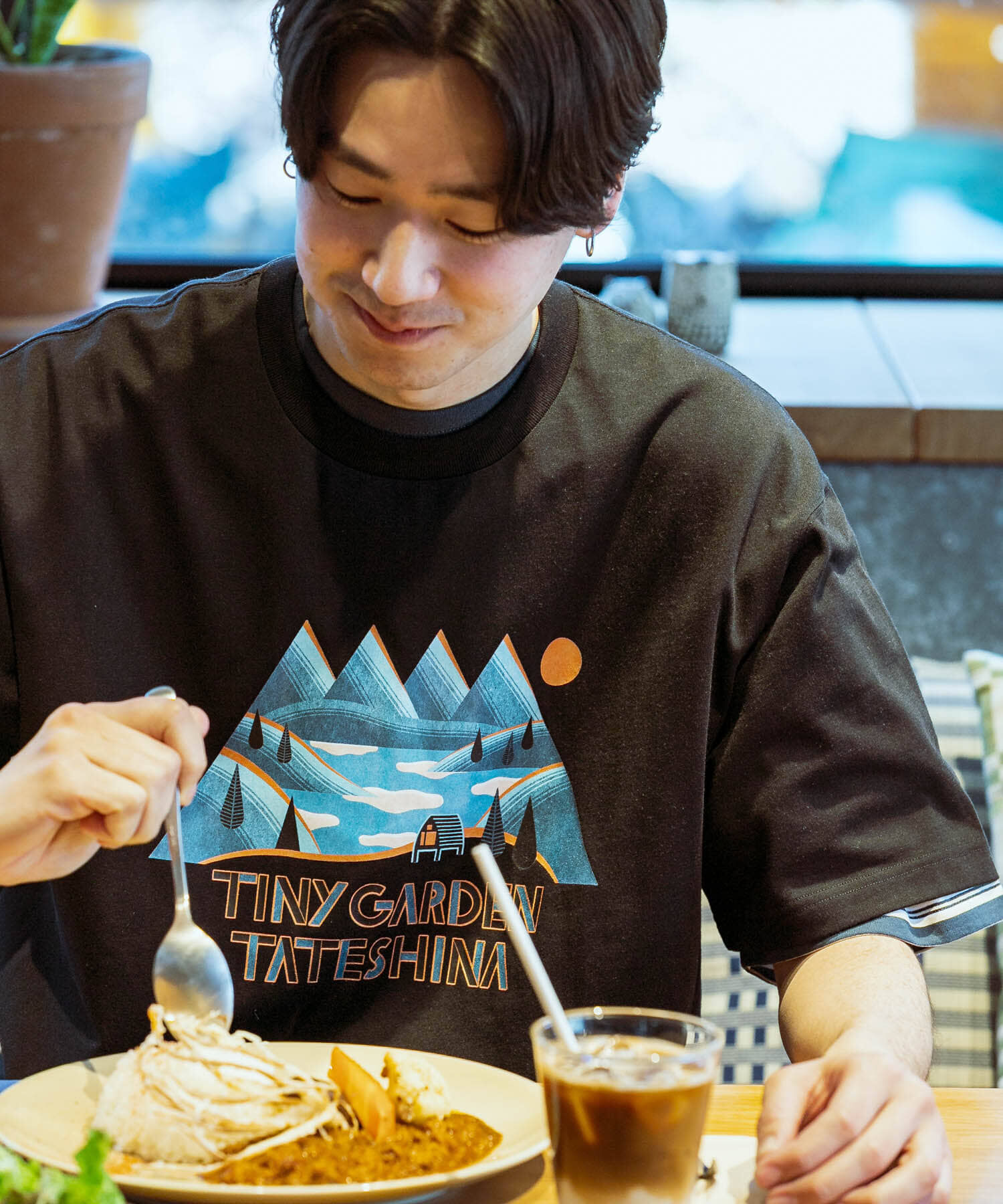 URBAN RESEARCH DOORS「TGT イラストプリント Tシャツ」|Tシャツ・カットソー|
