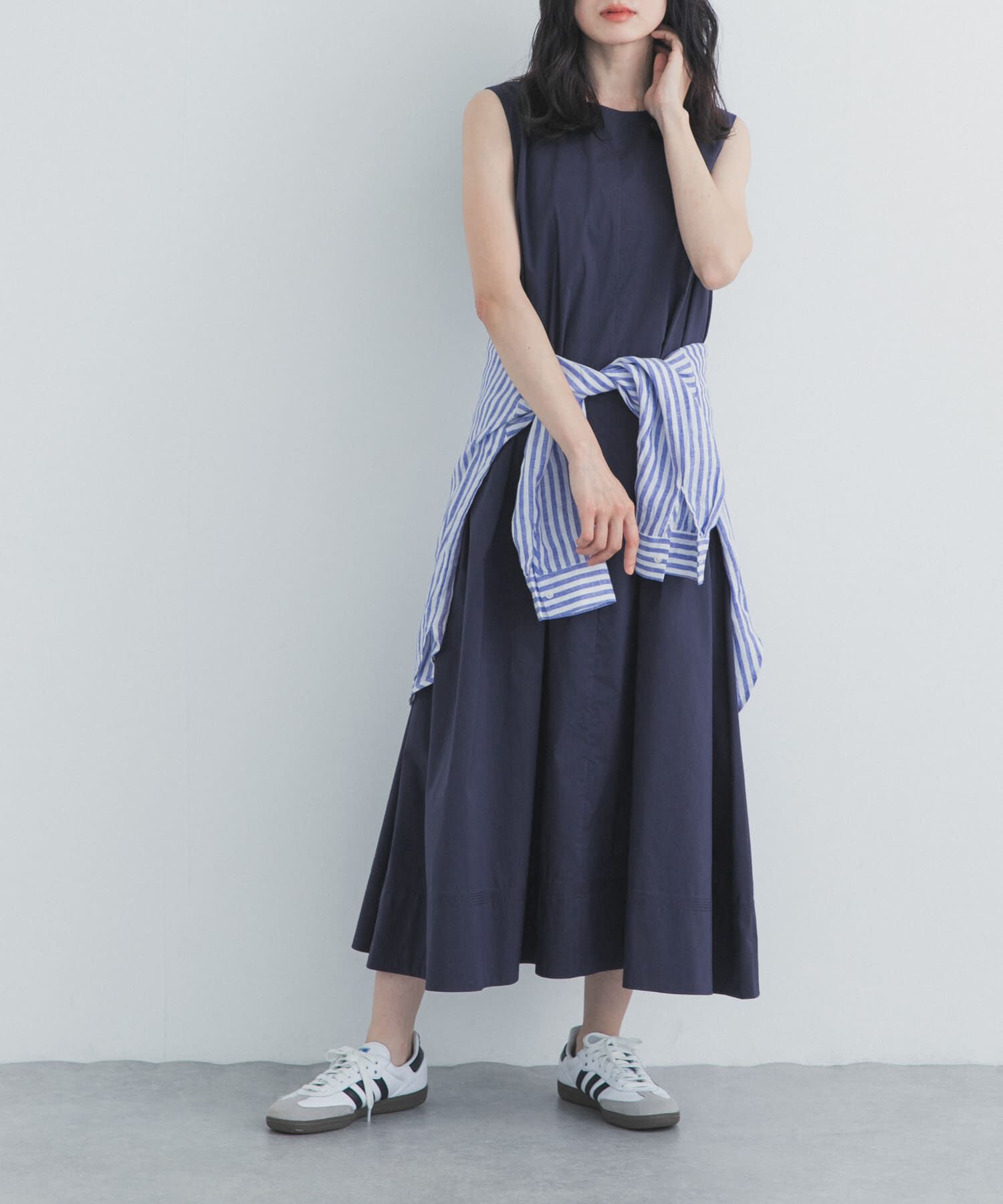URBAN RESEARCH DOORS「撥水ノースリーブAラインワンピース」|ワンピース|