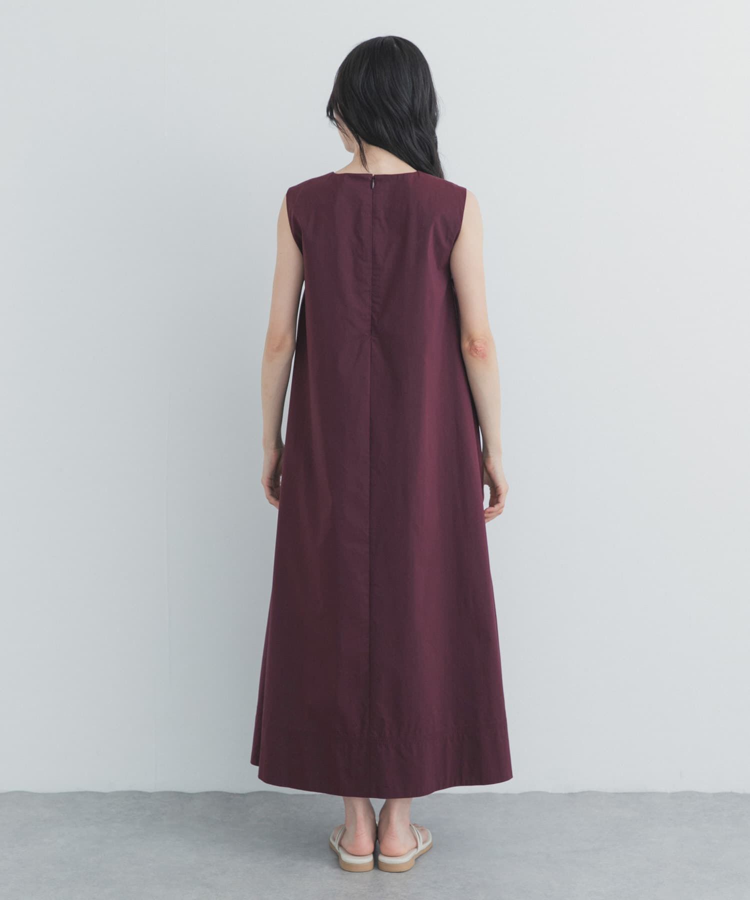 URBAN RESEARCH DOORS「撥水ノースリーブAラインワンピース」|ワンピース|