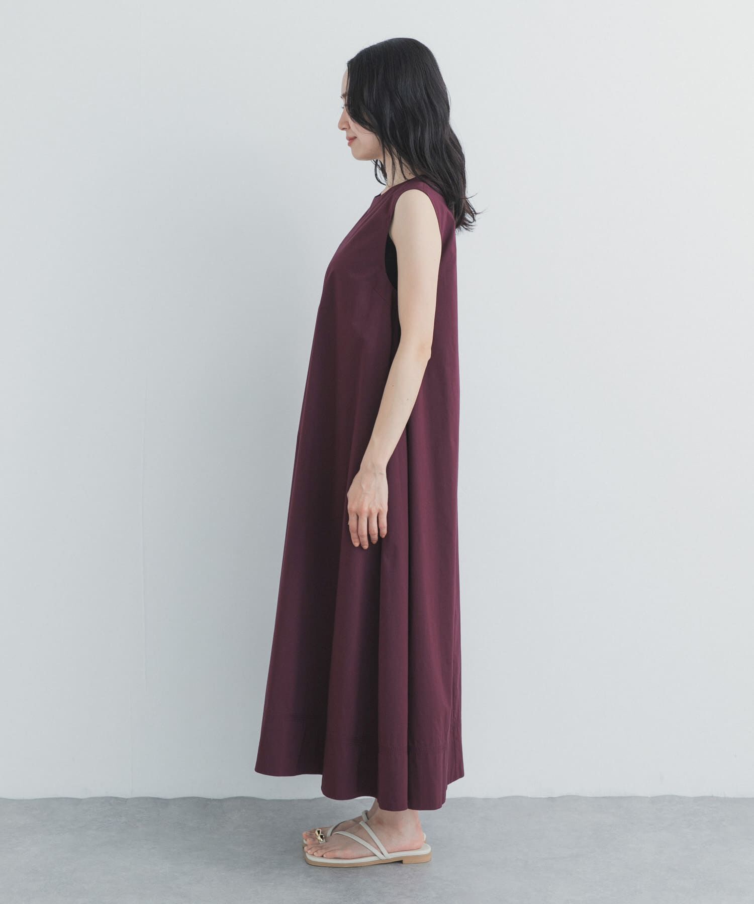URBAN RESEARCH DOORS「撥水ノースリーブAラインワンピース」|ワンピース|