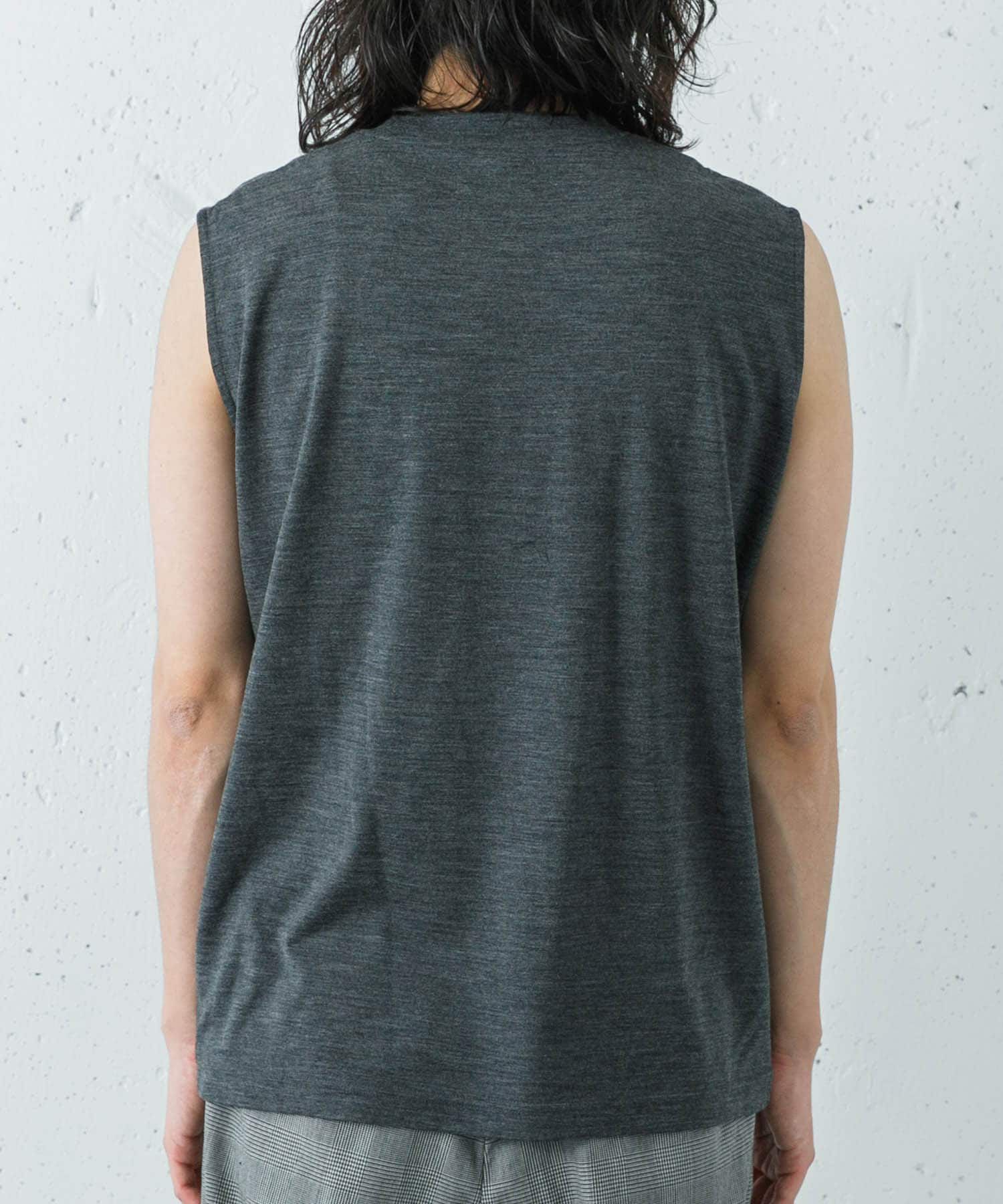 URBAN RESEARCH「『洗濯可』new basic　WASHABLE MERINO WOOL NO-SLEEVE」|Tシャツ・カットソー|
