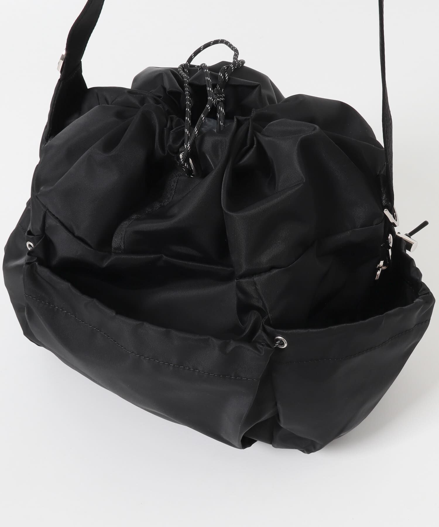 URBAN RESEARCH「NOMADIS　SQUASH」|ショルダー・メッセンジャー|