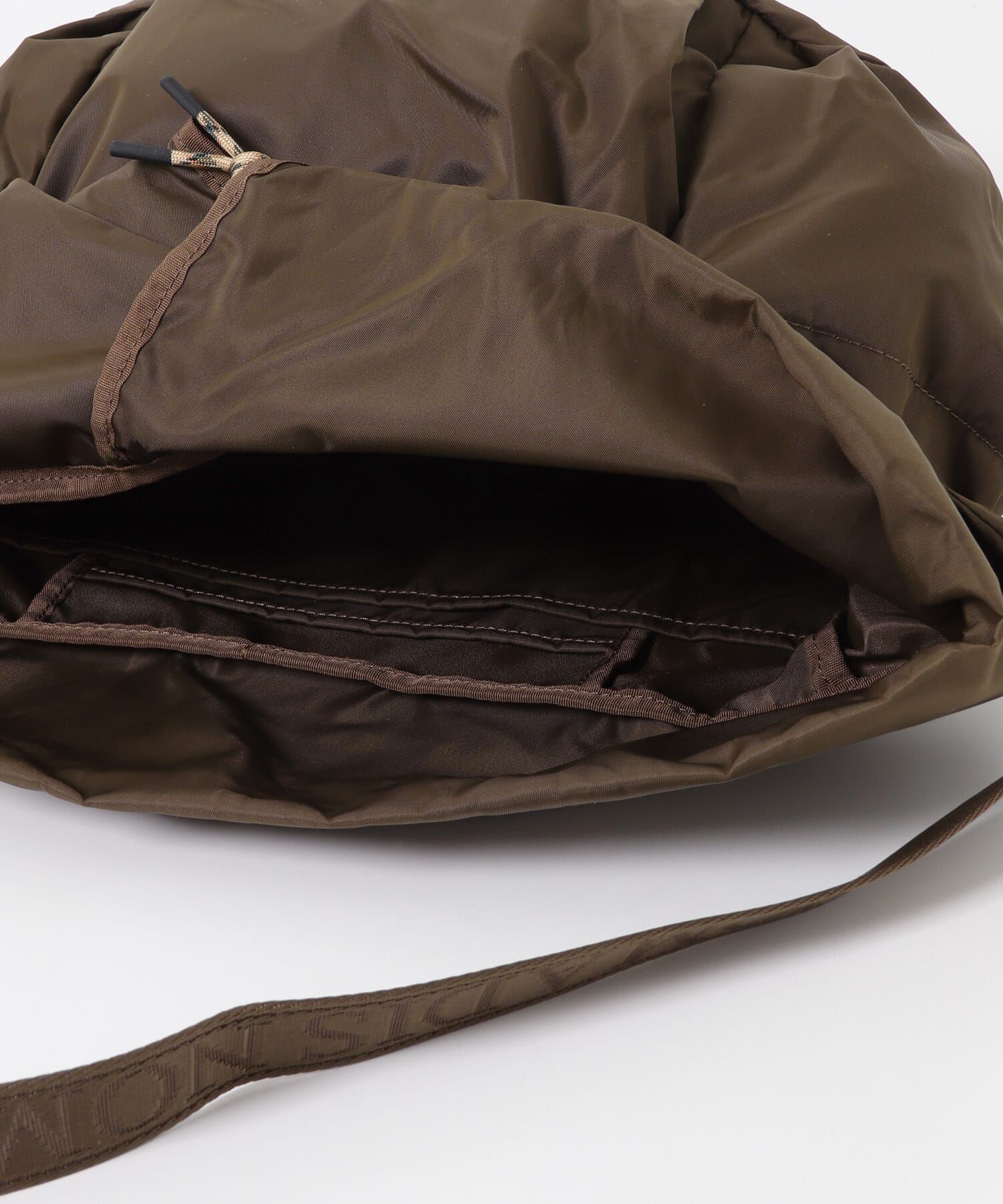 URBAN RESEARCH「NOMADIS　SQUASH」|ショルダー・メッセンジャー|