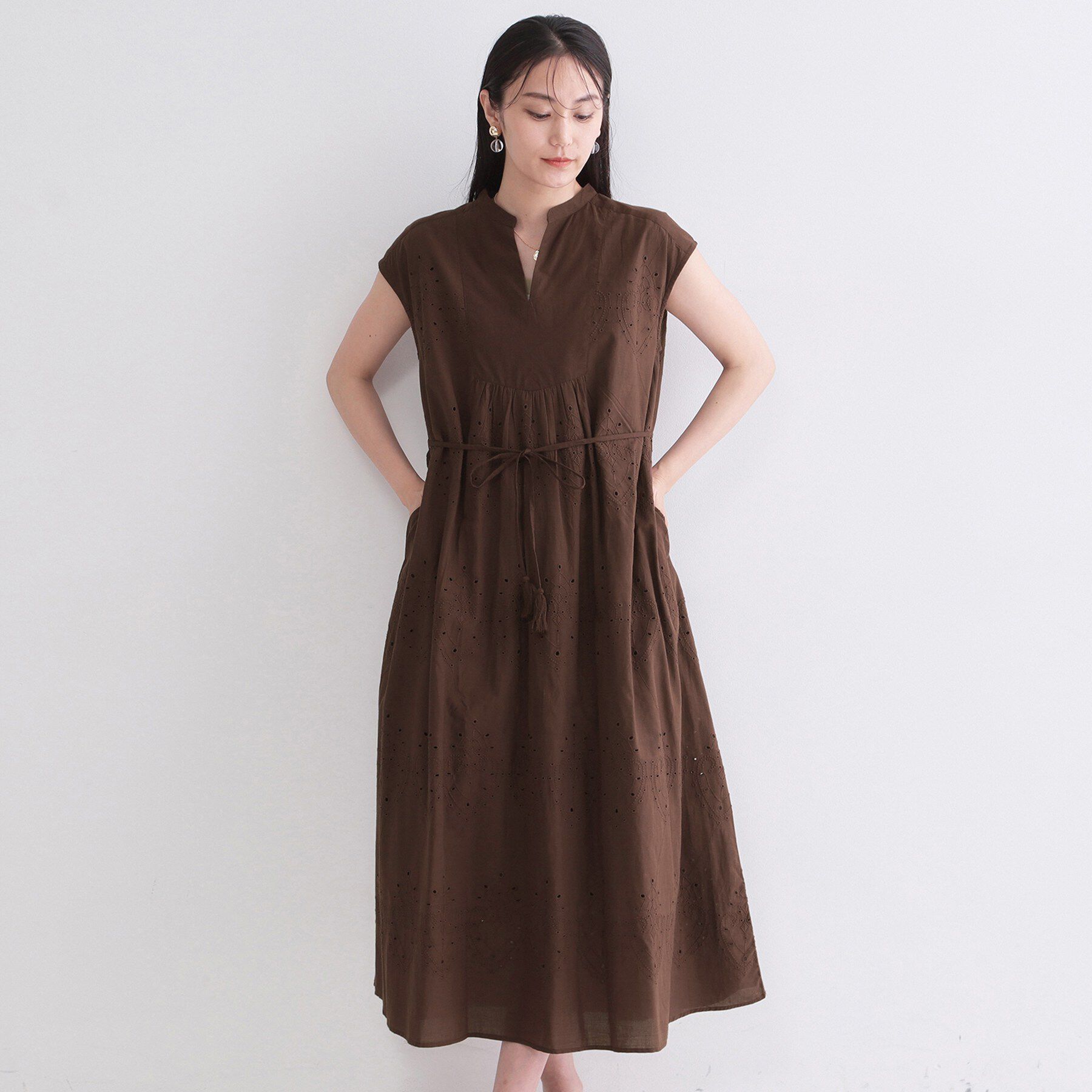 OPAQUE.CLIP「アイレットレース刺繍ワンピース【洗える】」|ワンピース|