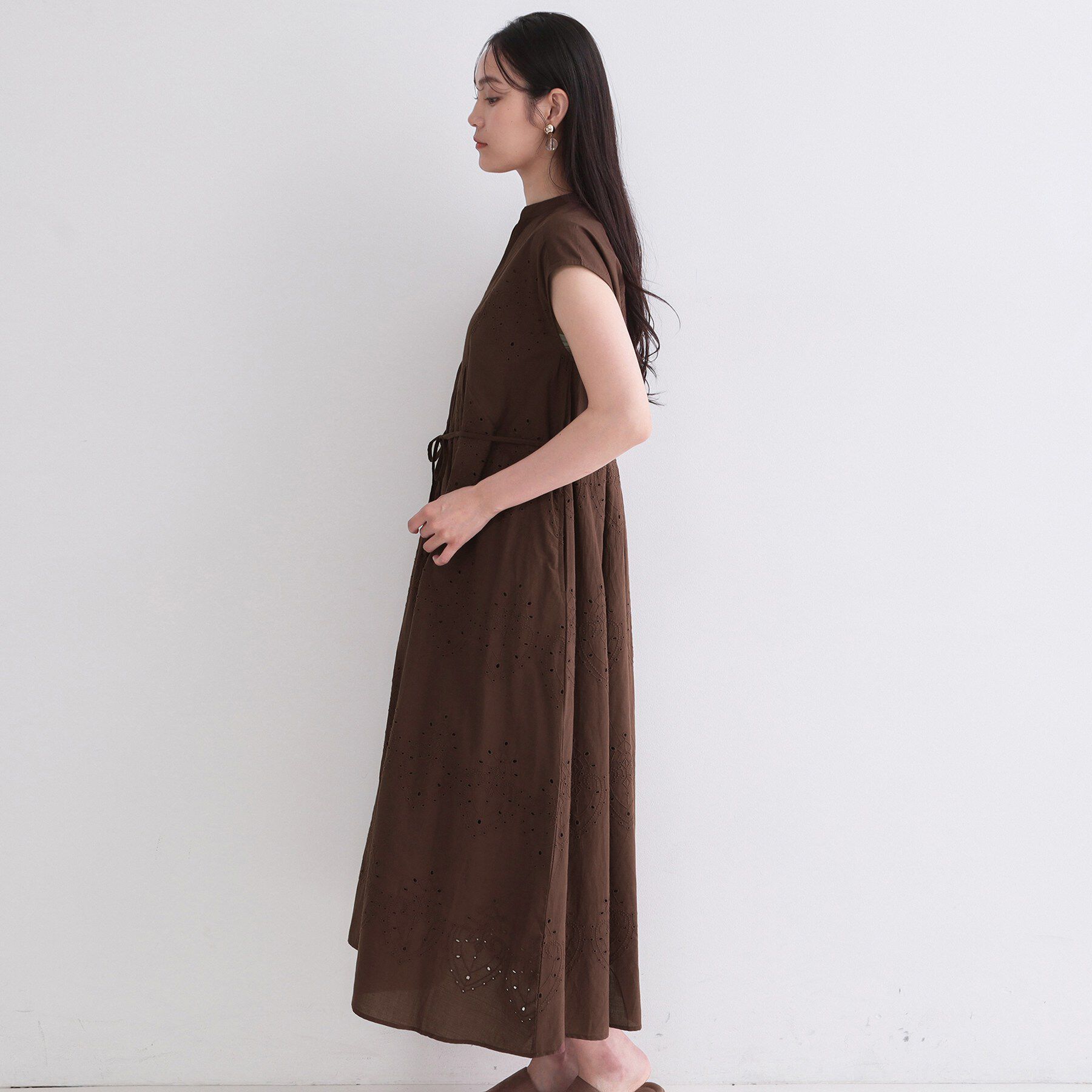 OPAQUE.CLIP「アイレットレース刺繍ワンピース【洗える】」|ワンピース|