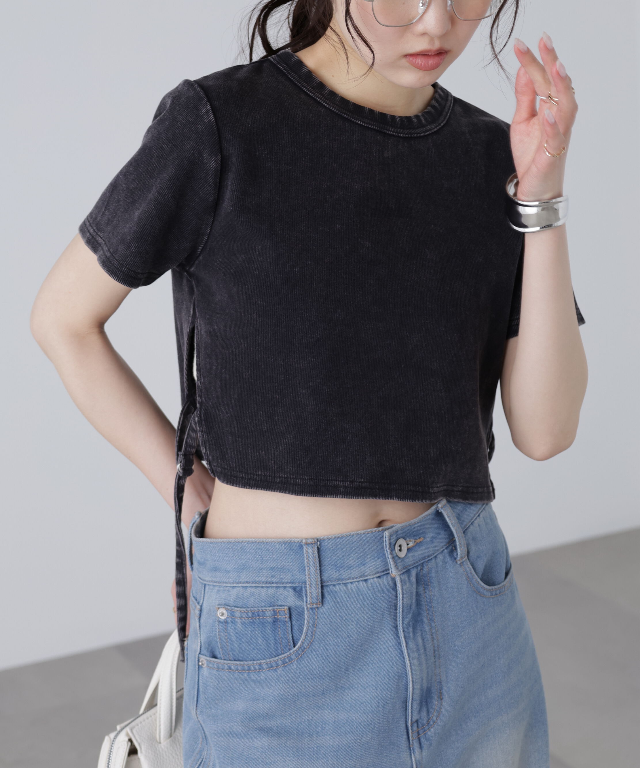  「ヴィンテージ加工サイドベルトＴ」|Tシャツ・カットソー|