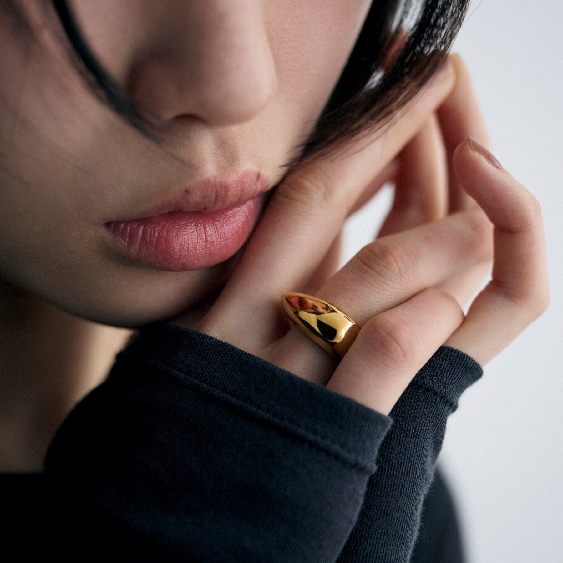 COCOSHNIK ONKITSCH「シルバー ボリュームペアシェイプシグネットリング GP」|リング|